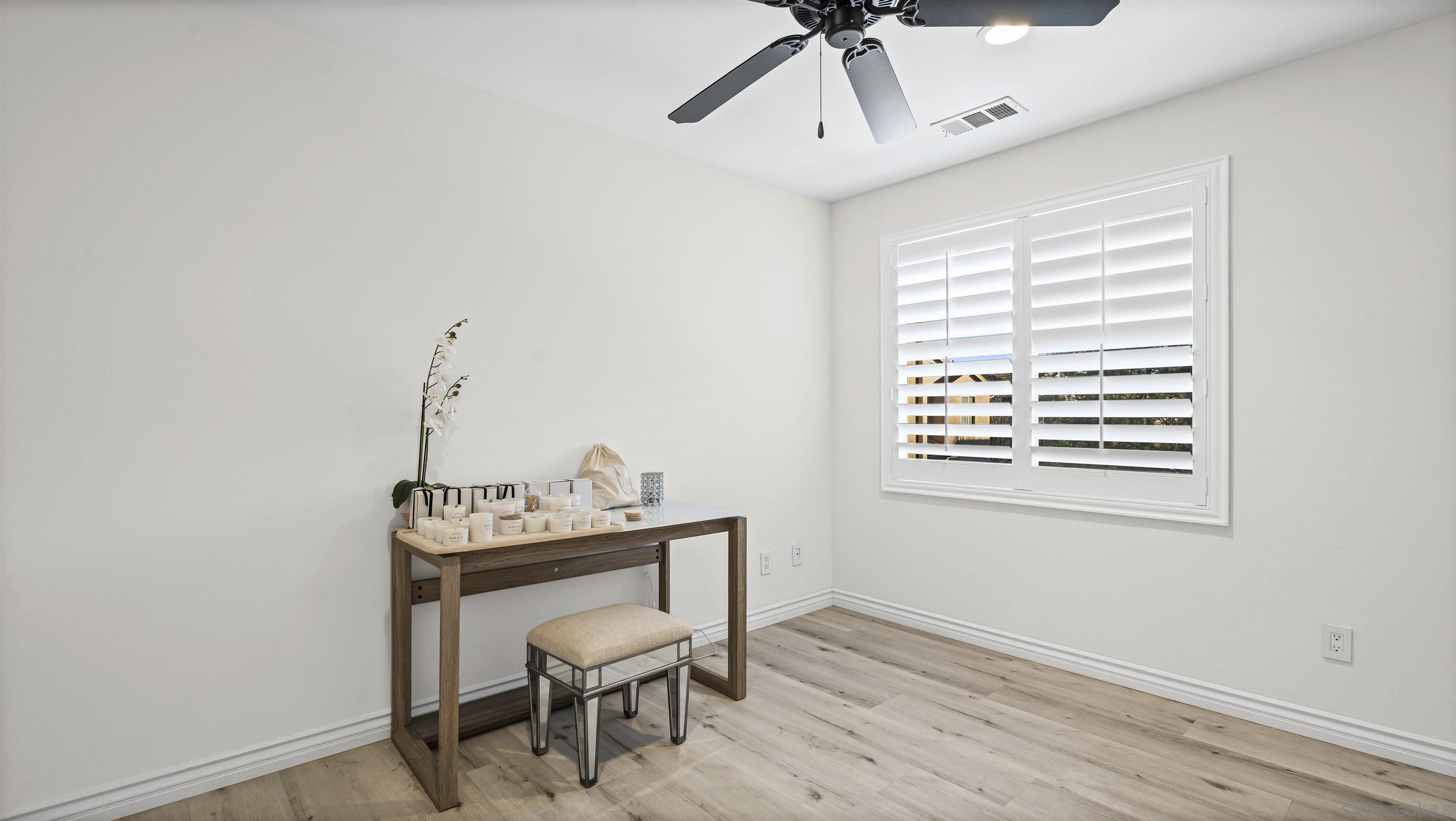 Detail Gallery Image 25 of 29 For 1550  Dusk Sky Lane, Chula Vista,  CA 91915 - 3 Beds | 2/1 Baths