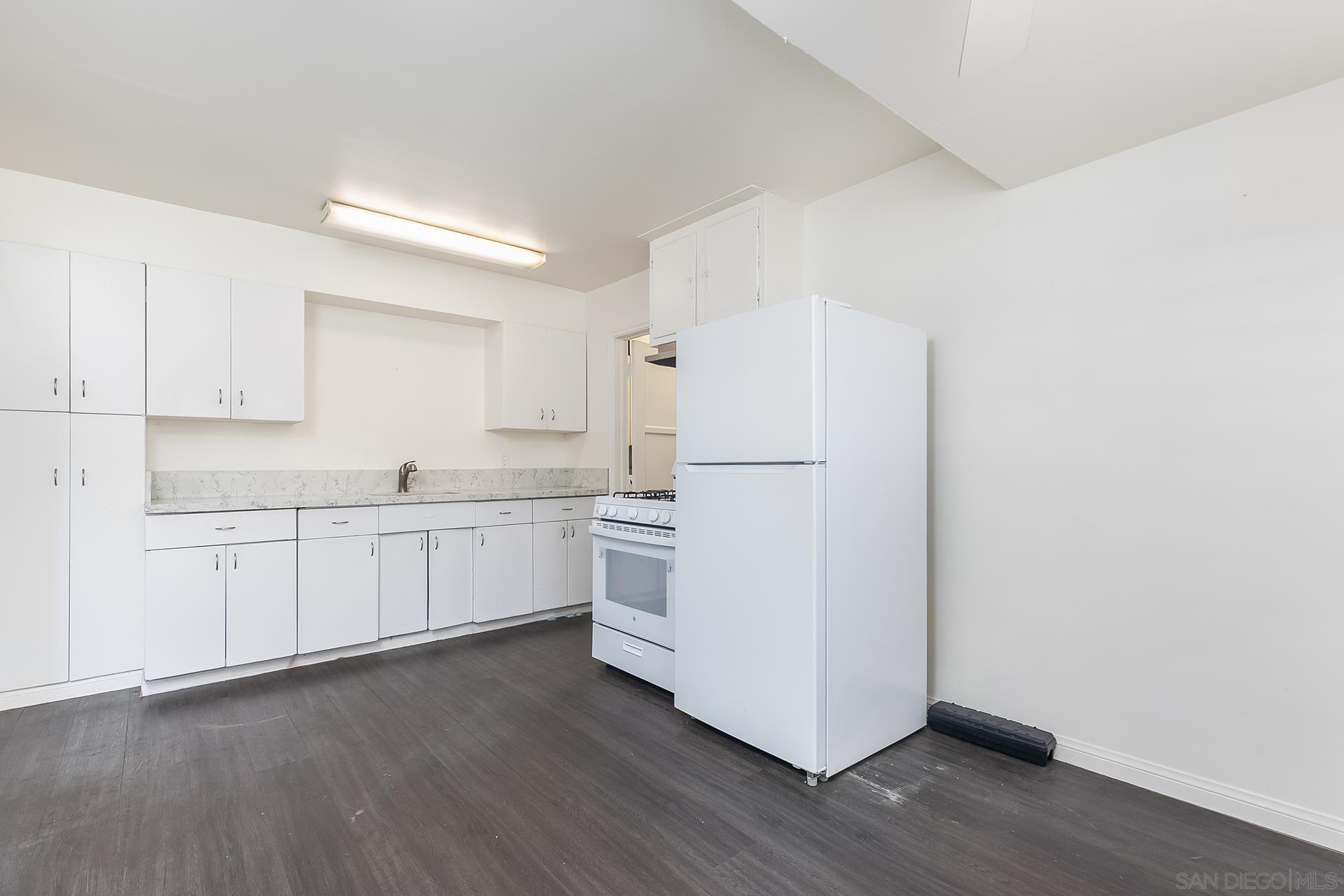 Detail Gallery Image 9 of 28 For 5703  Michael St, San Diego,  CA 92105 - 2 Beds | 1 Baths