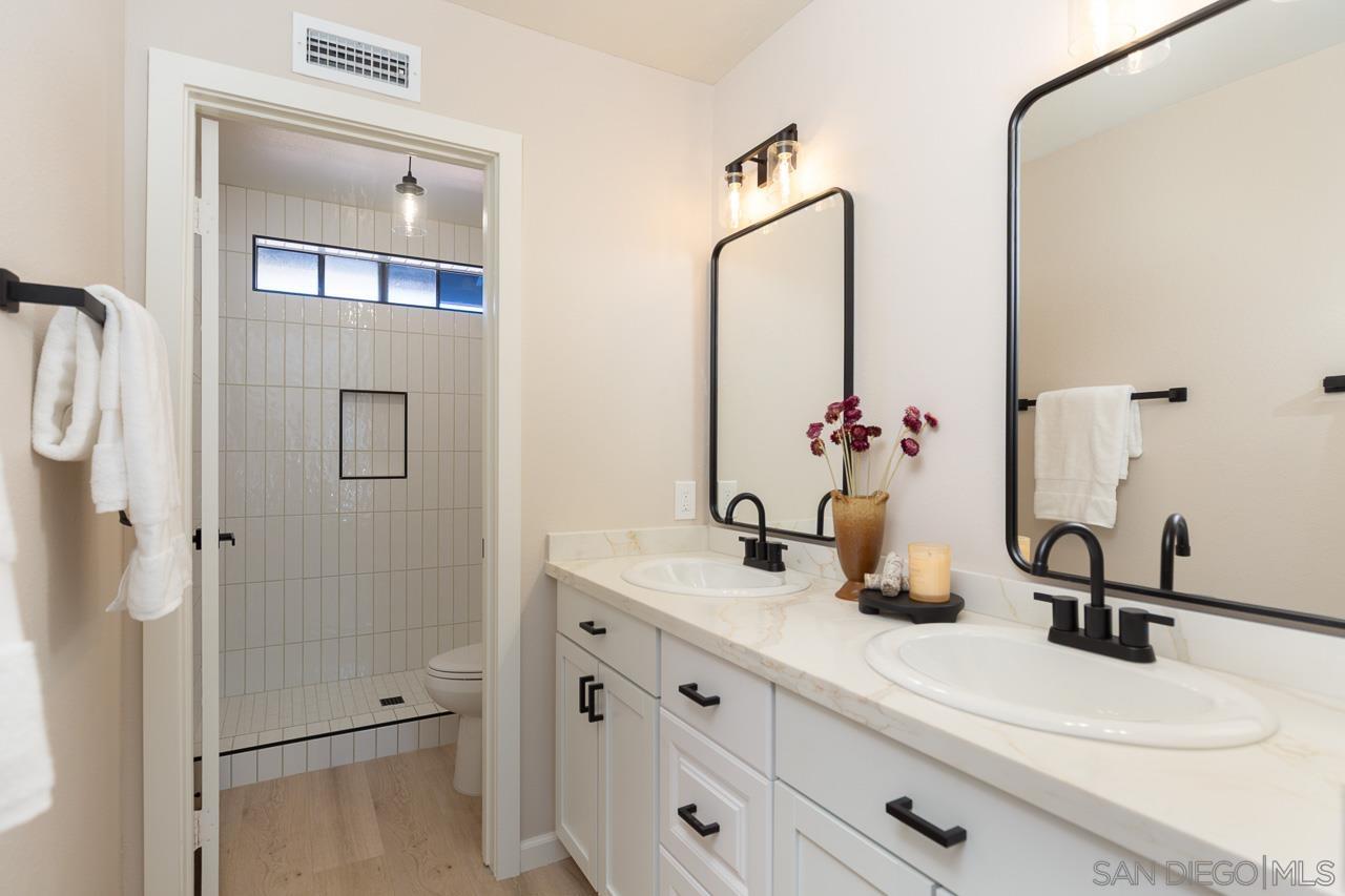 Detail Gallery Image 10 of 26 For 3618  Milford Place, Carlsbad,  CA 92010 - 3 Beds | 2/1 Baths