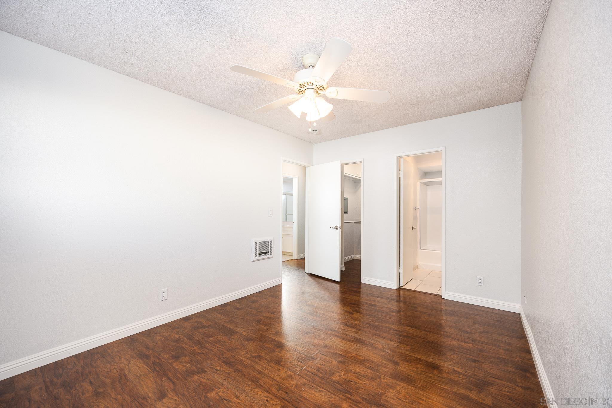 Detail Gallery Image 9 of 26 For 2852  C St  #UNIT 5,  San Diego,  CA 92102 - 2 Beds | 2 Baths