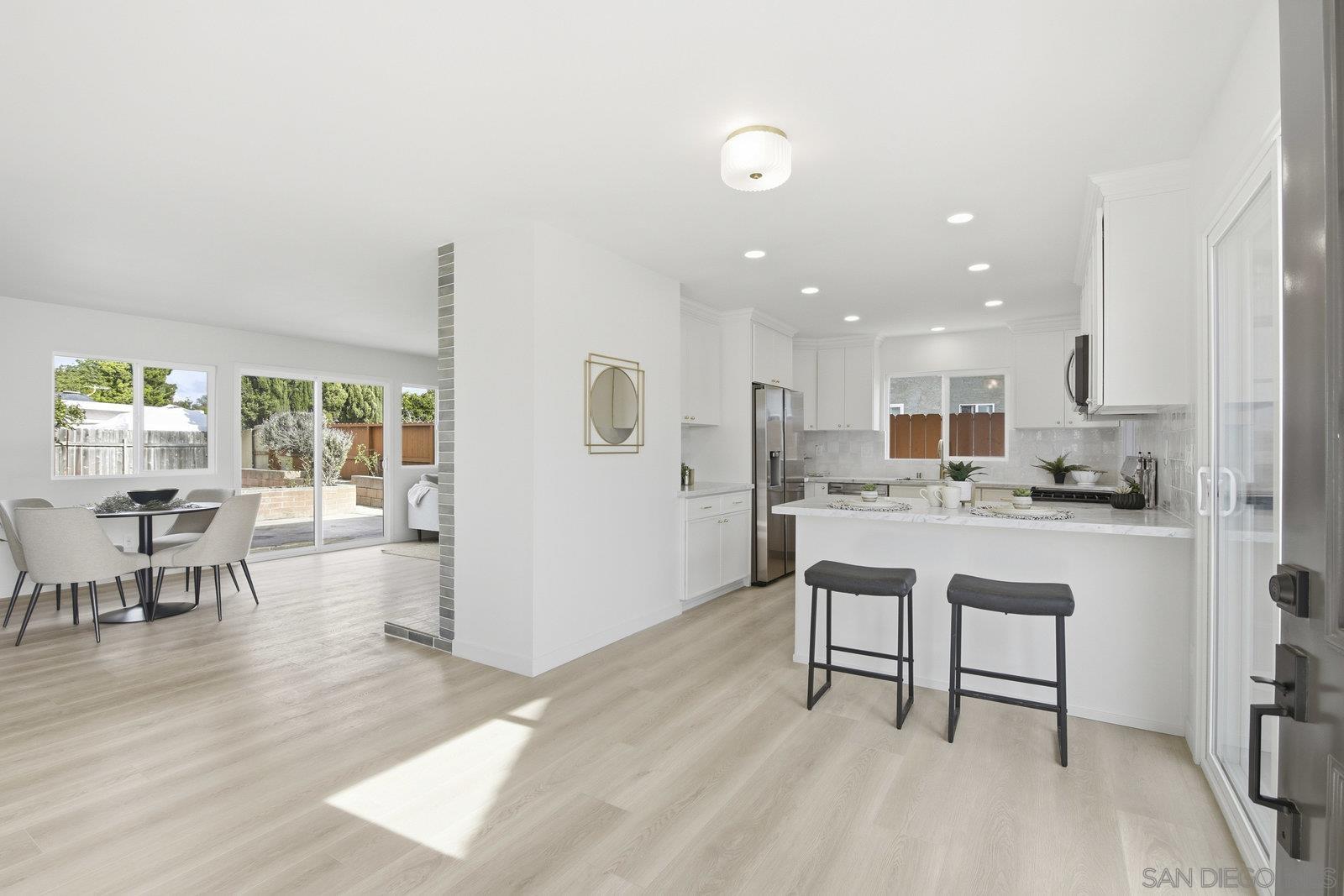 Detail Gallery Image 12 of 33 For 8702  Glenhaven St, San Diego,  CA 92123 - 3 Beds | 2 Baths