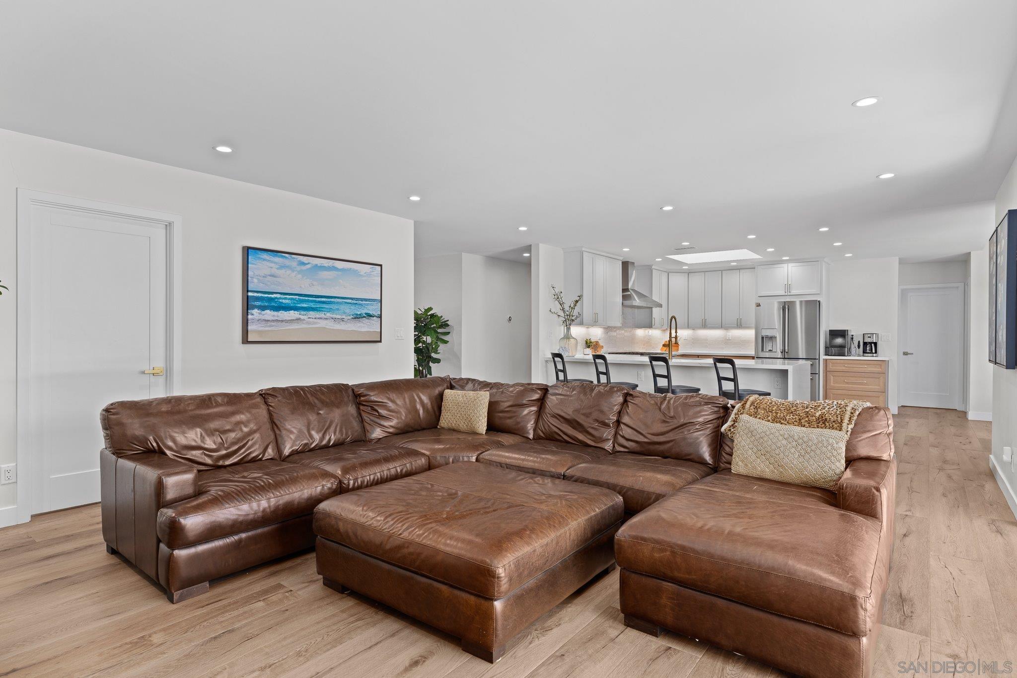 Detail Gallery Image 16 of 55 For 2686  via Viejas, Alpine,  CA 91901 - 4 Beds | 3 Baths