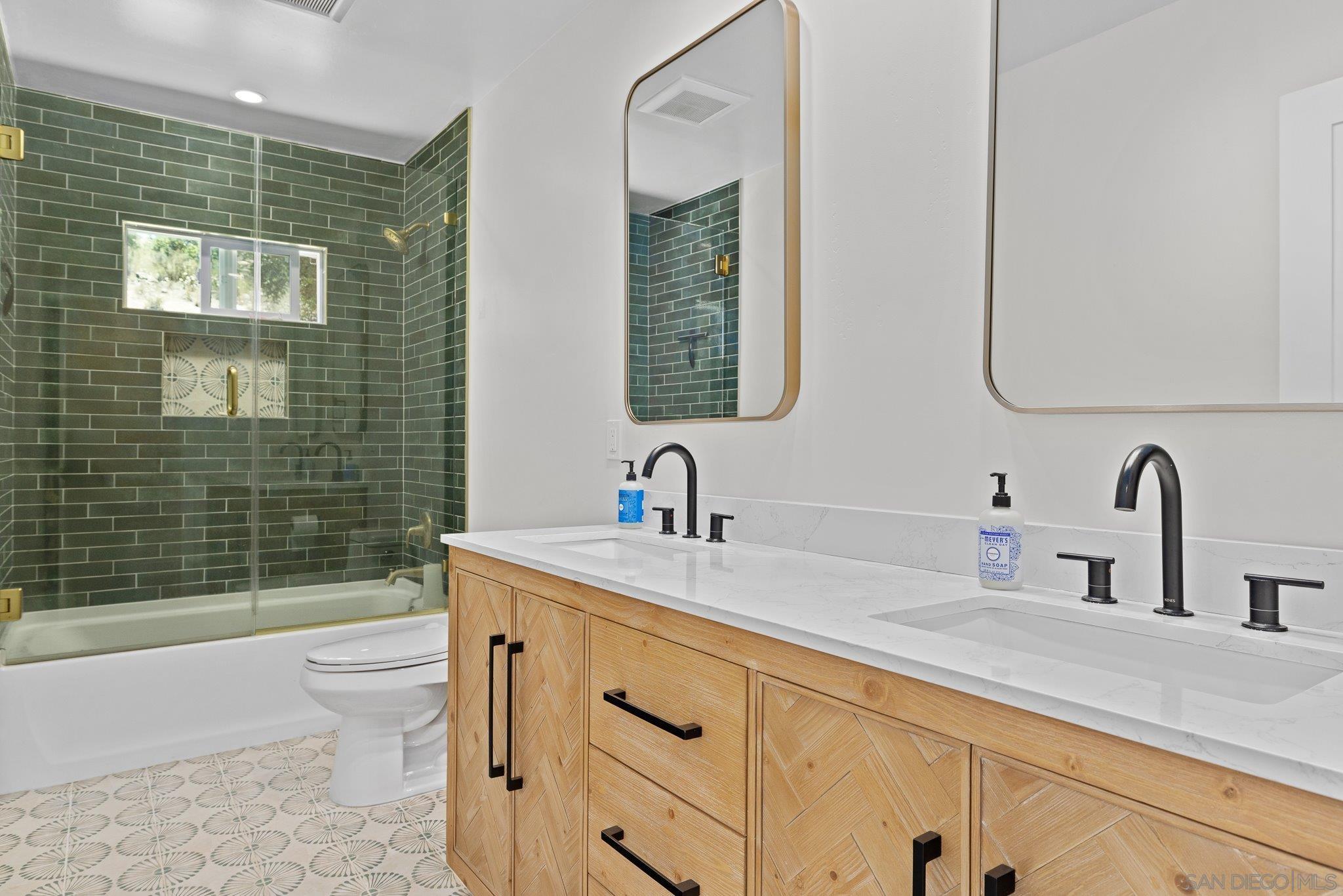 Detail Gallery Image 24 of 55 For 2686  via Viejas, Alpine,  CA 91901 - 4 Beds | 3 Baths