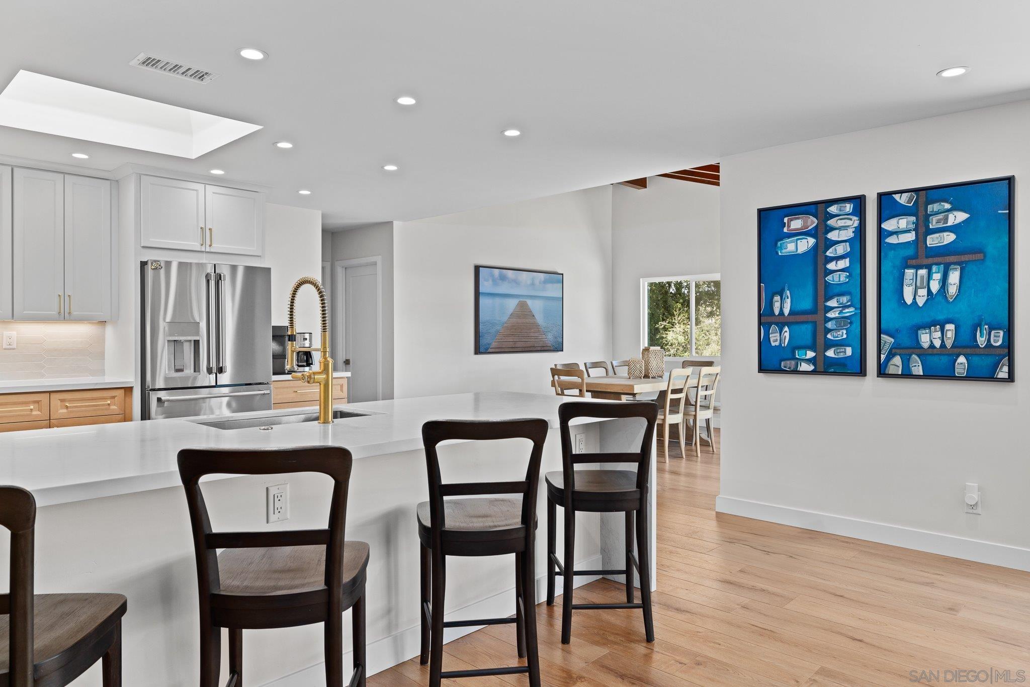 Detail Gallery Image 5 of 55 For 2686  via Viejas, Alpine,  CA 91901 - 4 Beds | 3 Baths