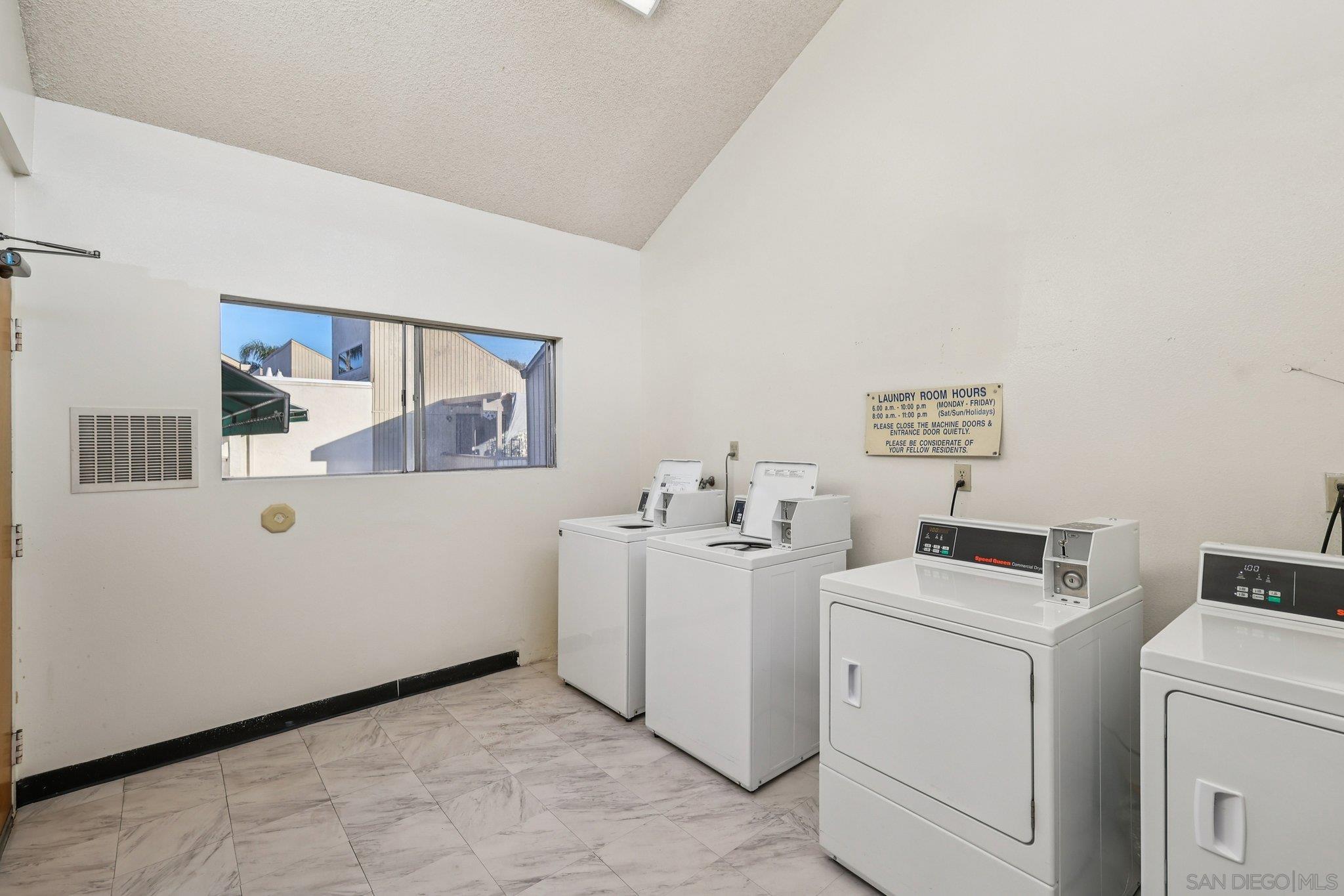 Detail Gallery Image 34 of 34 For 8034  Linda Vista Rd  1s,  San Diego,  CA 92111 - 1 Beds | 1 Baths