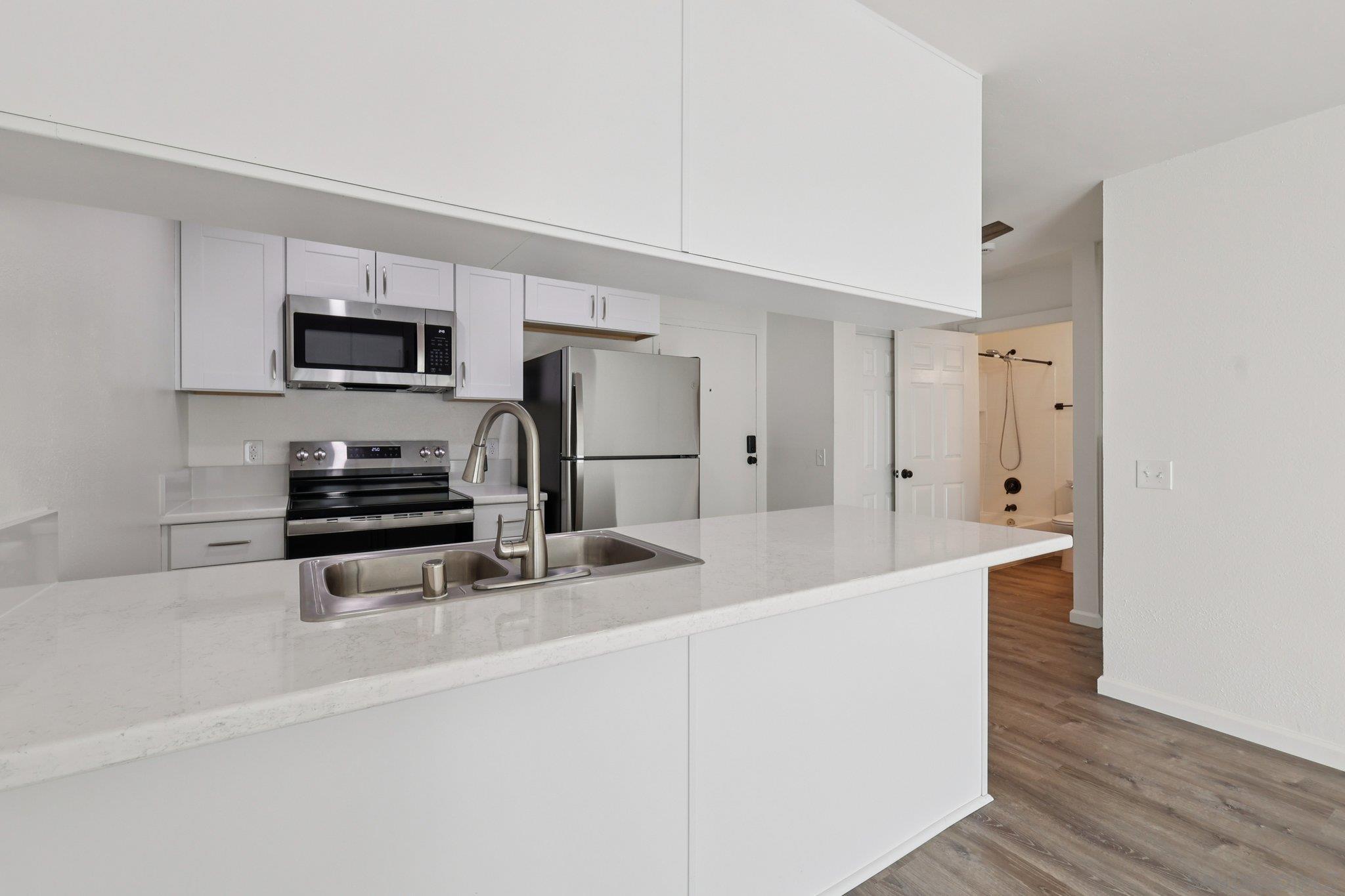 Detail Gallery Image 8 of 34 For 8034  Linda Vista Rd  1s,  San Diego,  CA 92111 - 1 Beds | 1 Baths