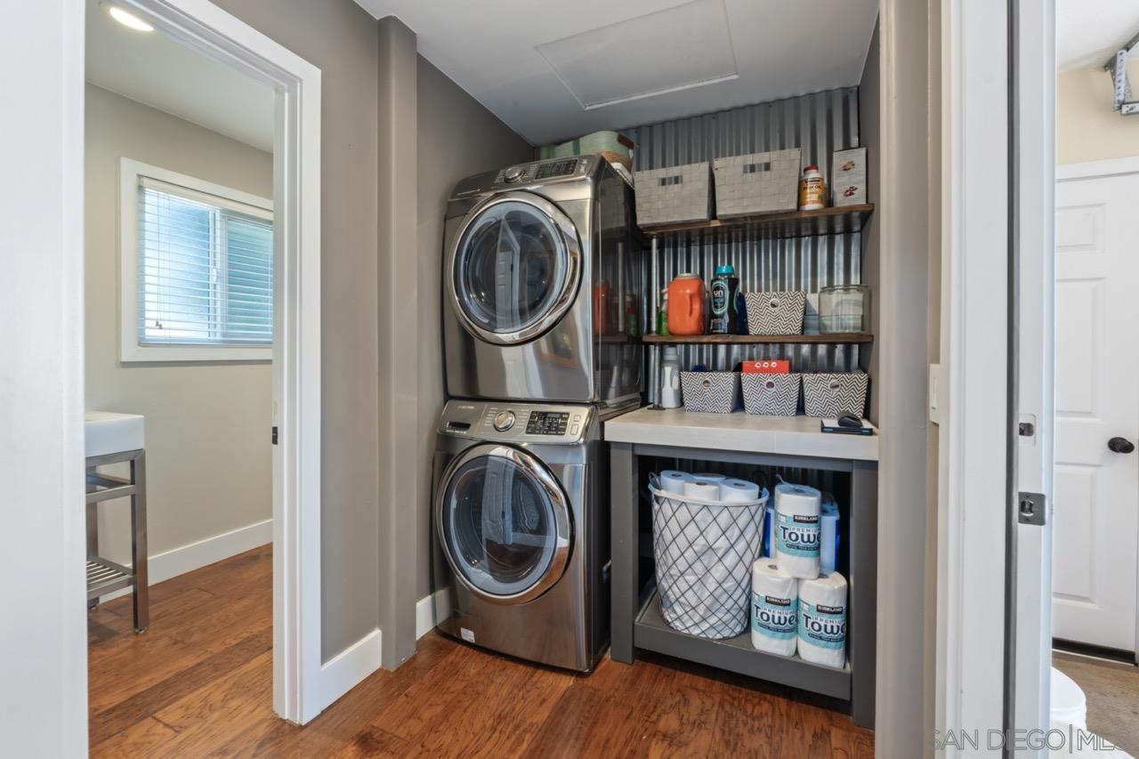 Detail Gallery Image 14 of 58 For 17924  Saint Andrews Dr, Poway,  CA 92064 - 5 Beds | 3/1 Baths