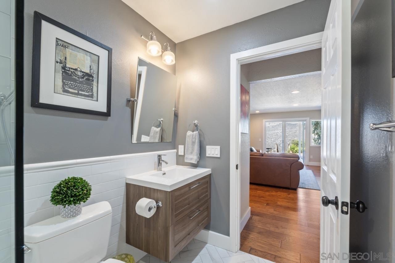 Detail Gallery Image 30 of 58 For 17924  Saint Andrews Dr, Poway,  CA 92064 - 5 Beds | 3/1 Baths