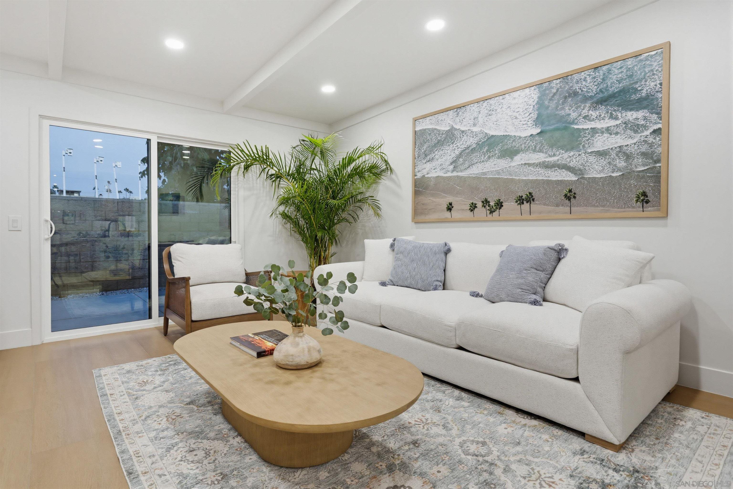 Detail Gallery Image 10 of 29 For 622  S Myers Street, Oceanside,  CA 92054 - 3 Beds | 2 Baths