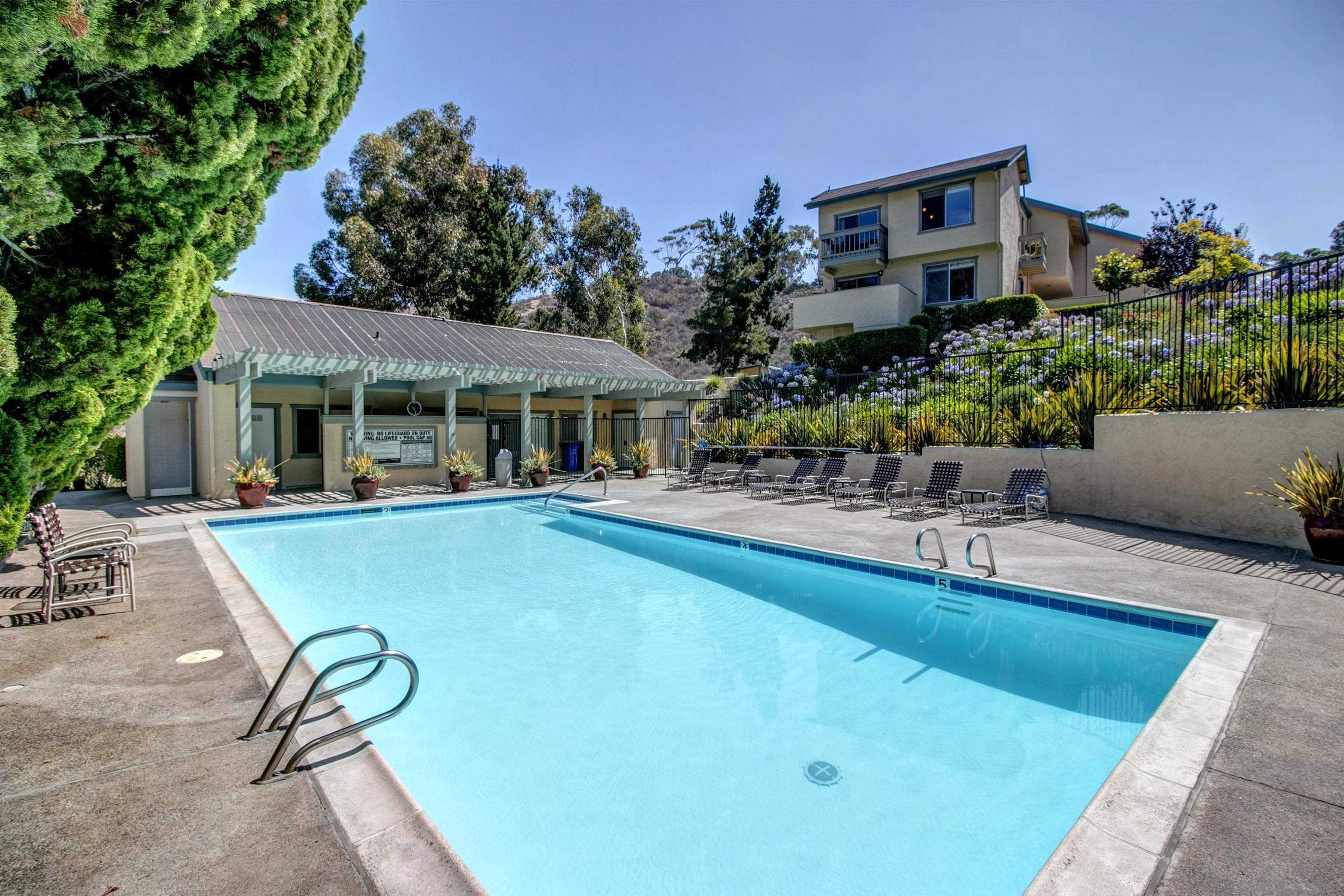 Detail Gallery Image 28 of 39 For 7049  Park Mesa Way  #90,  San Diego,  CA 92111 - 2 Beds | 2/1 Baths