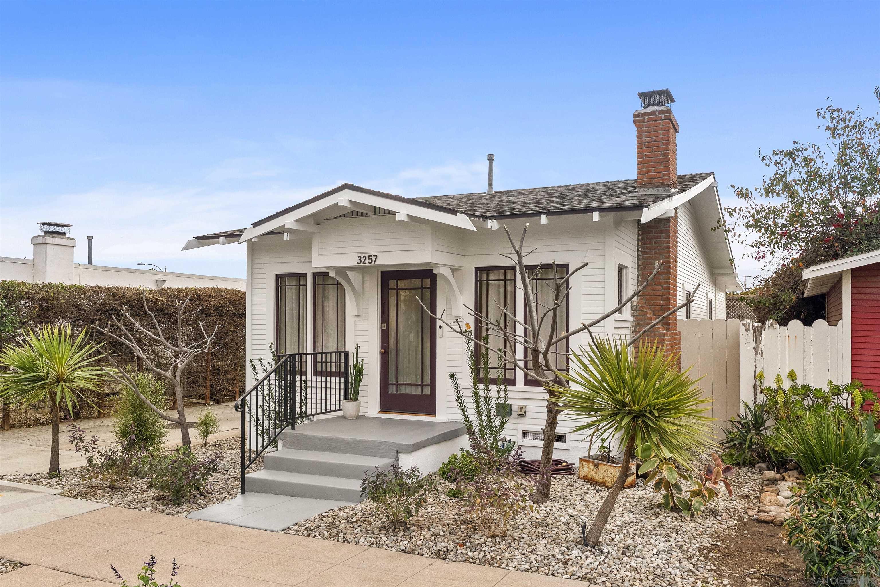 Front Image Thumbnail for SD250045209