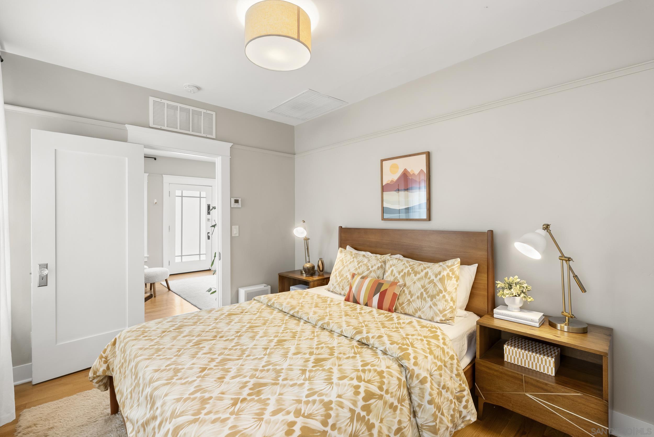 Detail Gallery Image 14 of 26 For 3257  Dwight St, San Diego,  CA 92104 - 3 Beds | 2 Baths