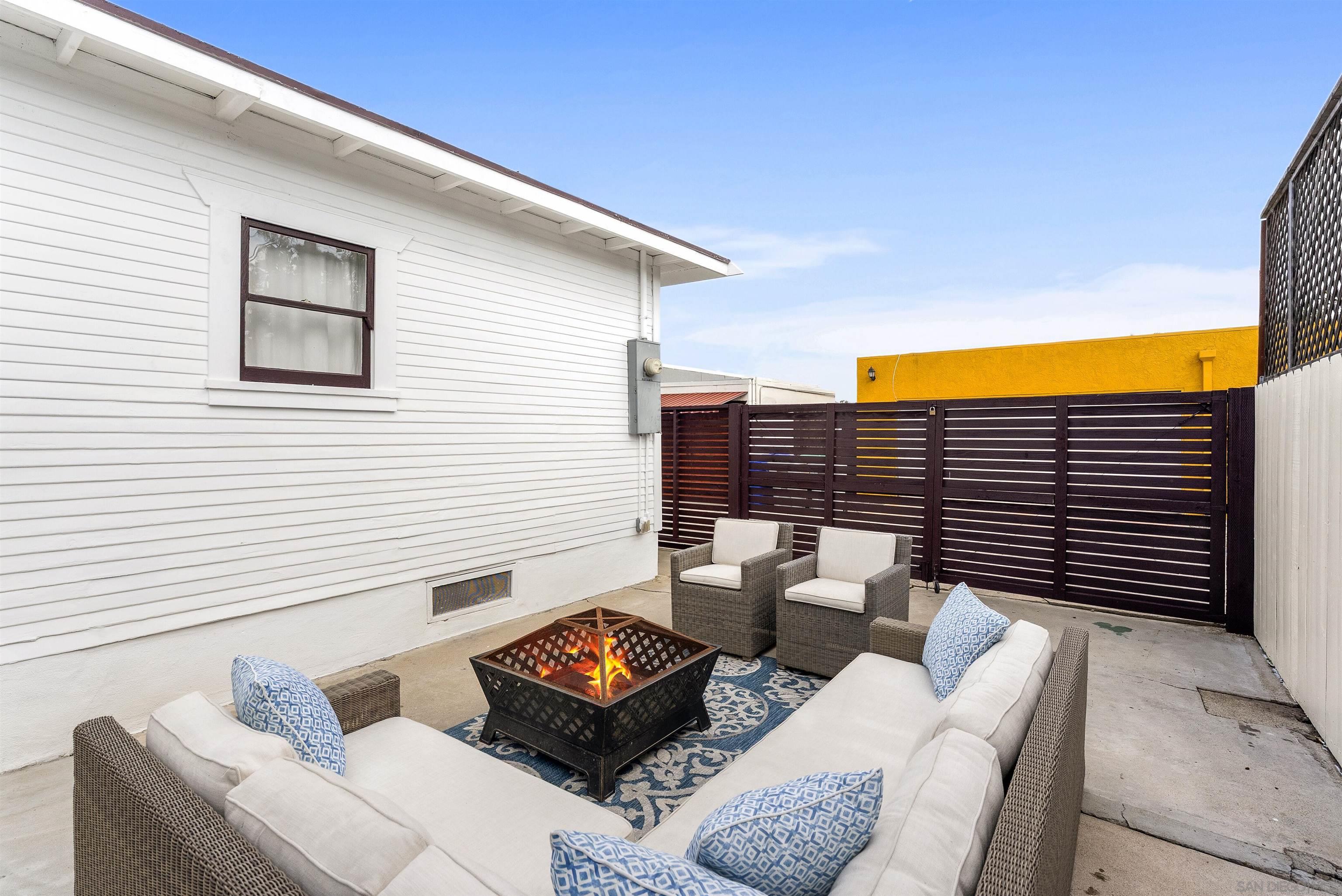 Detail Gallery Image 22 of 26 For 3257  Dwight St, San Diego,  CA 92104 - 3 Beds | 2 Baths