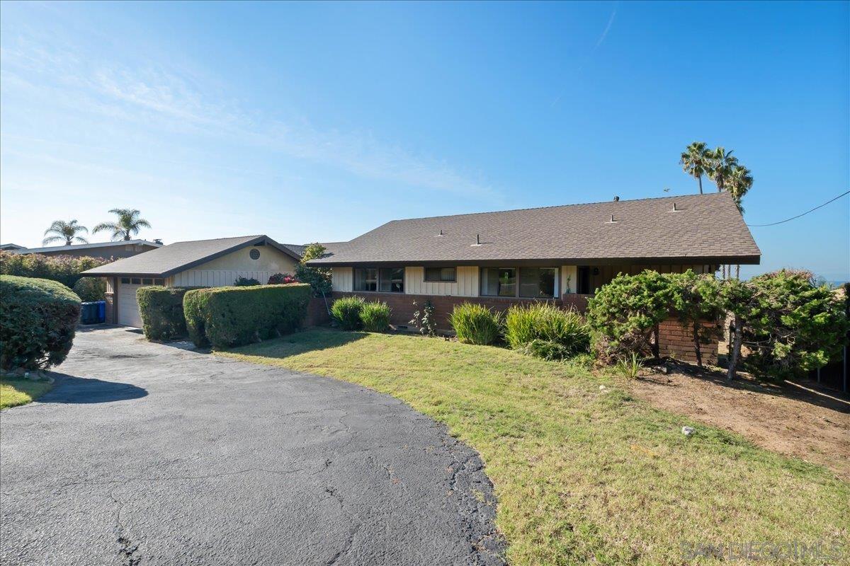 Detail Gallery Image 33 of 51 For 3365  Seacrest Dr, Carlsbad,  CA 92008 - 3 Beds | 2/1 Baths