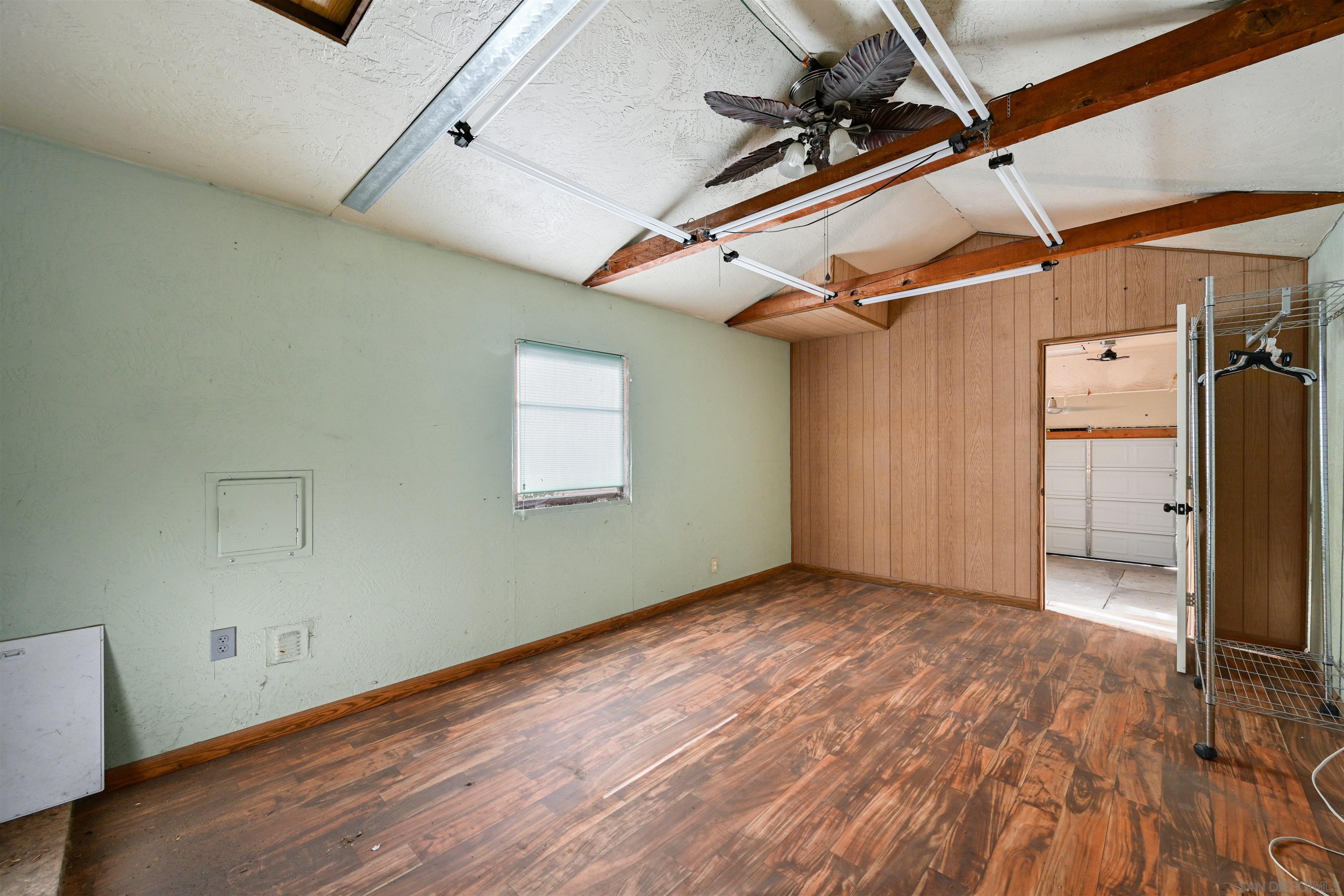 Detail Gallery Image 11 of 19 For 1915  Englewood Dr., Lemon Grove,  CA 91945 - 2 Beds | 1 Baths