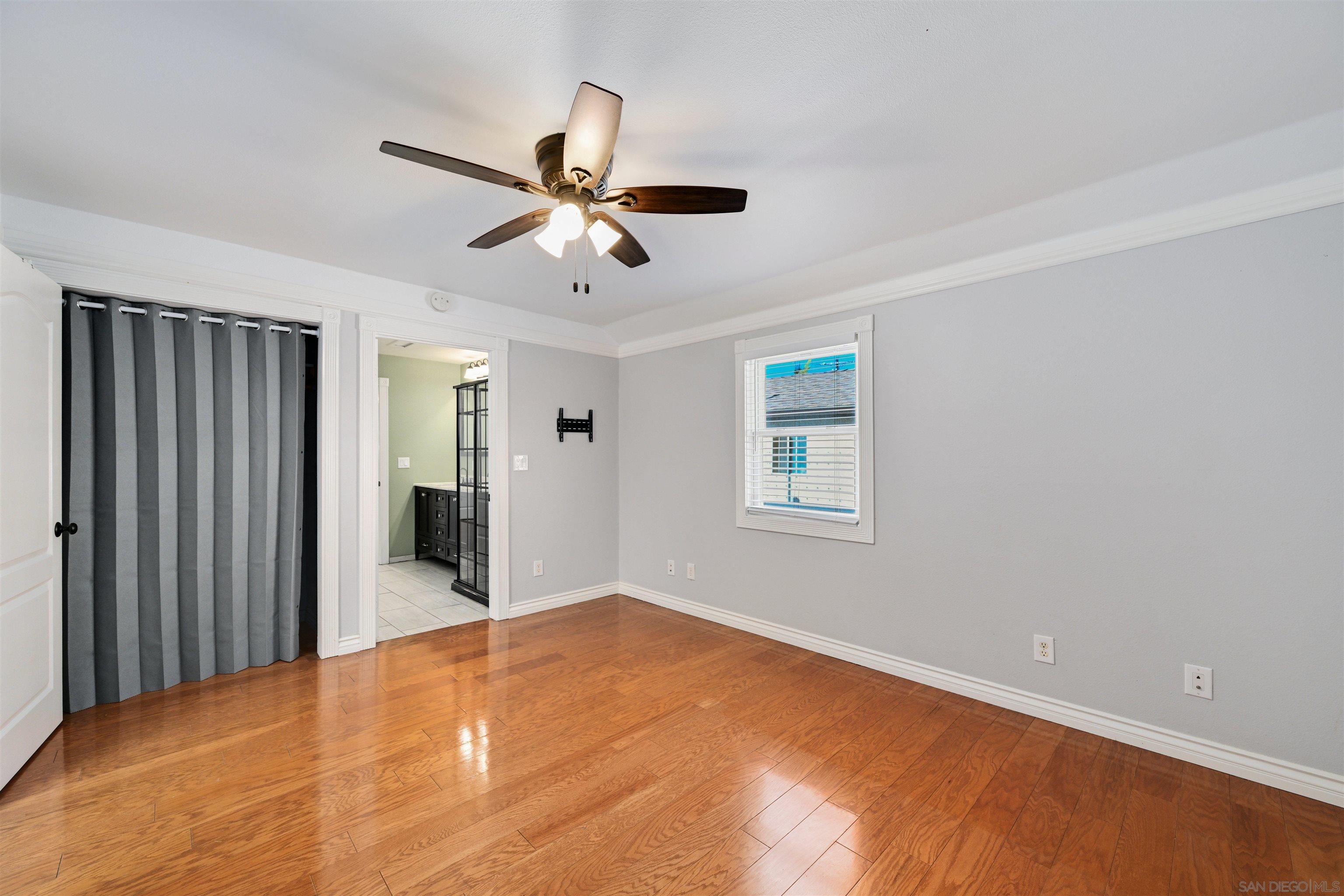 Detail Gallery Image 13 of 24 For 1915  Englewood Dr., Lemon Grove,  CA 91945 - 2 Beds | 1 Baths