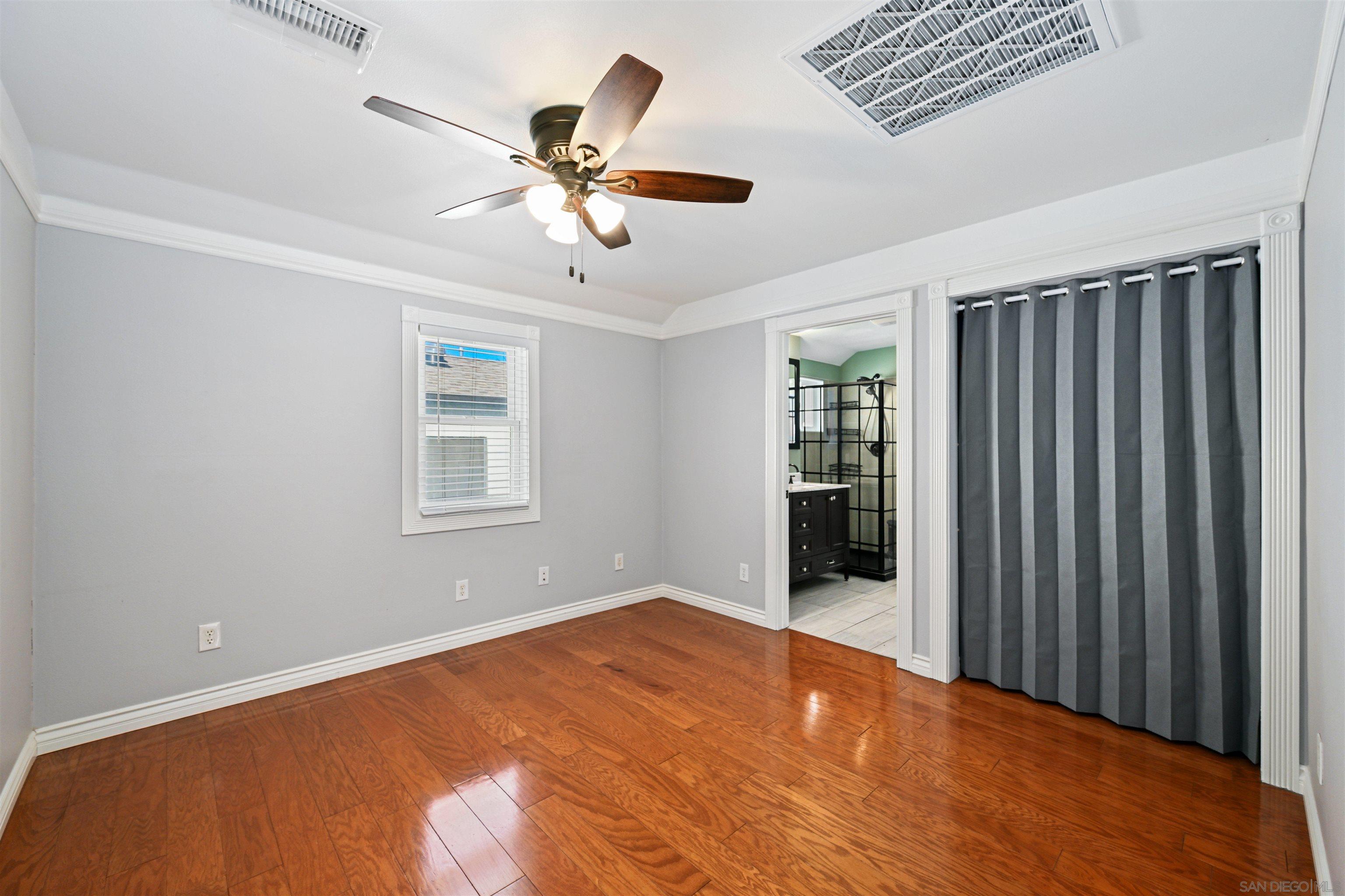 Detail Gallery Image 10 of 24 For 1915  Englewood Dr., Lemon Grove,  CA 91945 - 2 Beds | 1 Baths