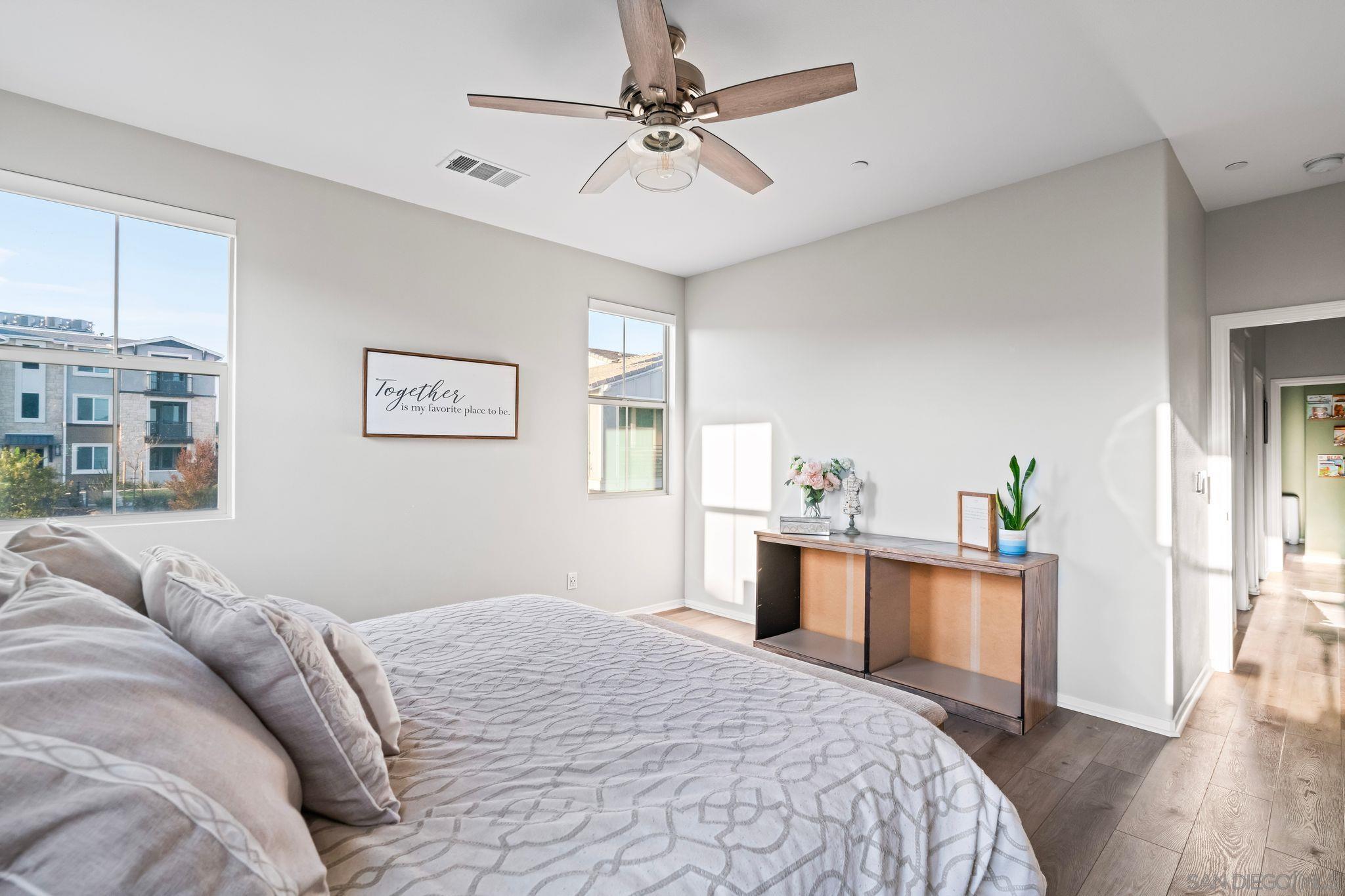 Detail Gallery Image 12 of 31 For 1935  Avenida Citron  #109,  Chula Vista,  CA 91913 - 3 Beds | 2/1 Baths