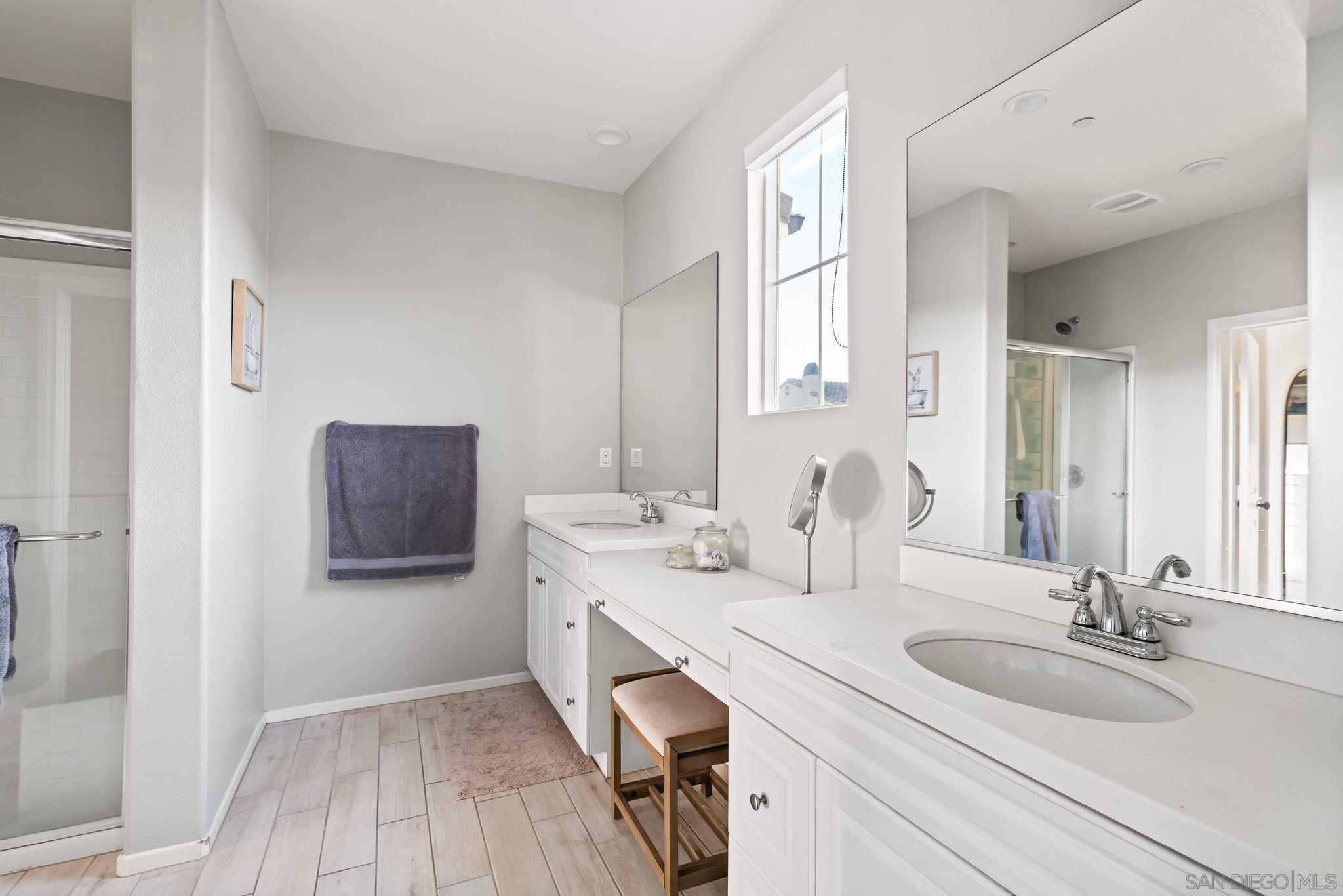 Detail Gallery Image 14 of 31 For 1935  Avenida Citron  #109,  Chula Vista,  CA 91913 - 3 Beds | 2/1 Baths