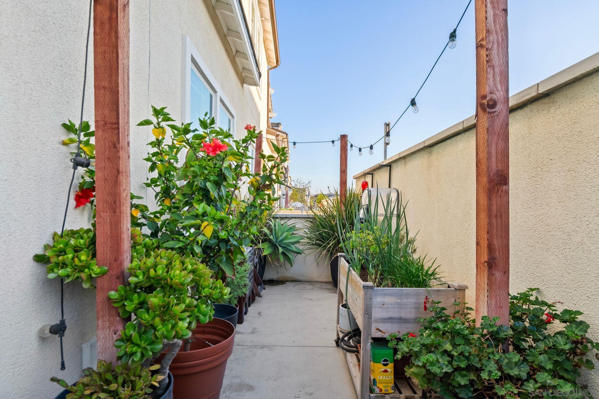 Detail Gallery Image 23 of 31 For 1935  Avenida Citron  #109,  Chula Vista,  CA 91913 - 3 Beds | 2/1 Baths