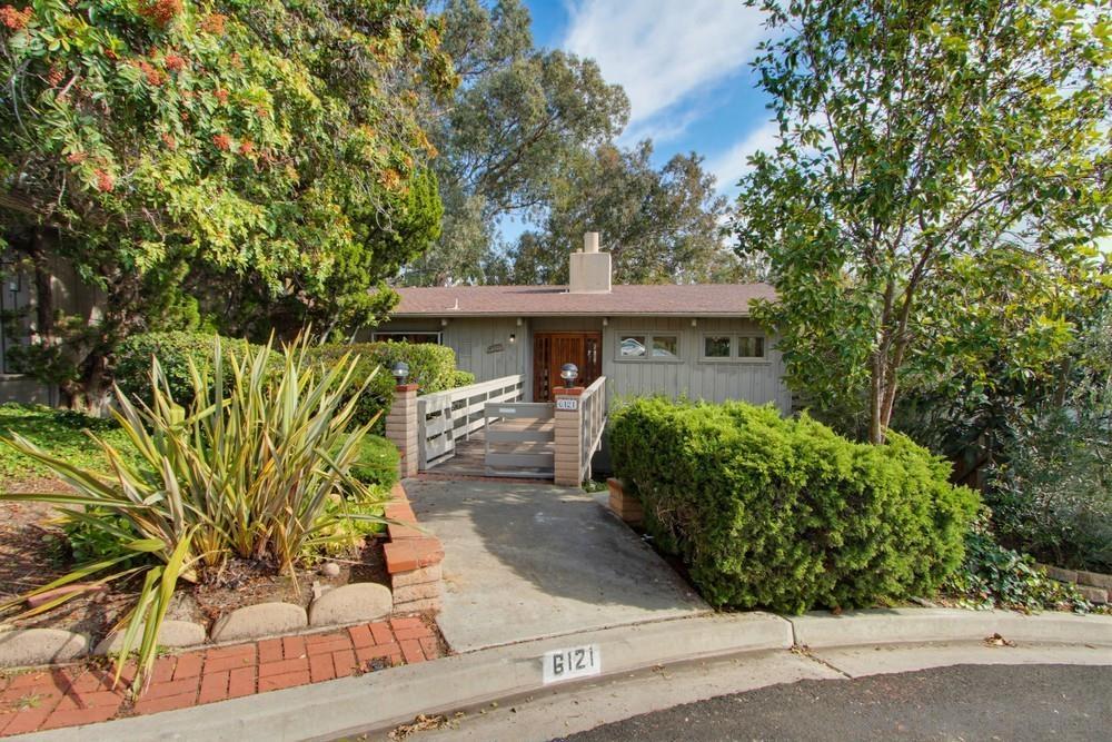 Front Image Thumbnail for SD250045216