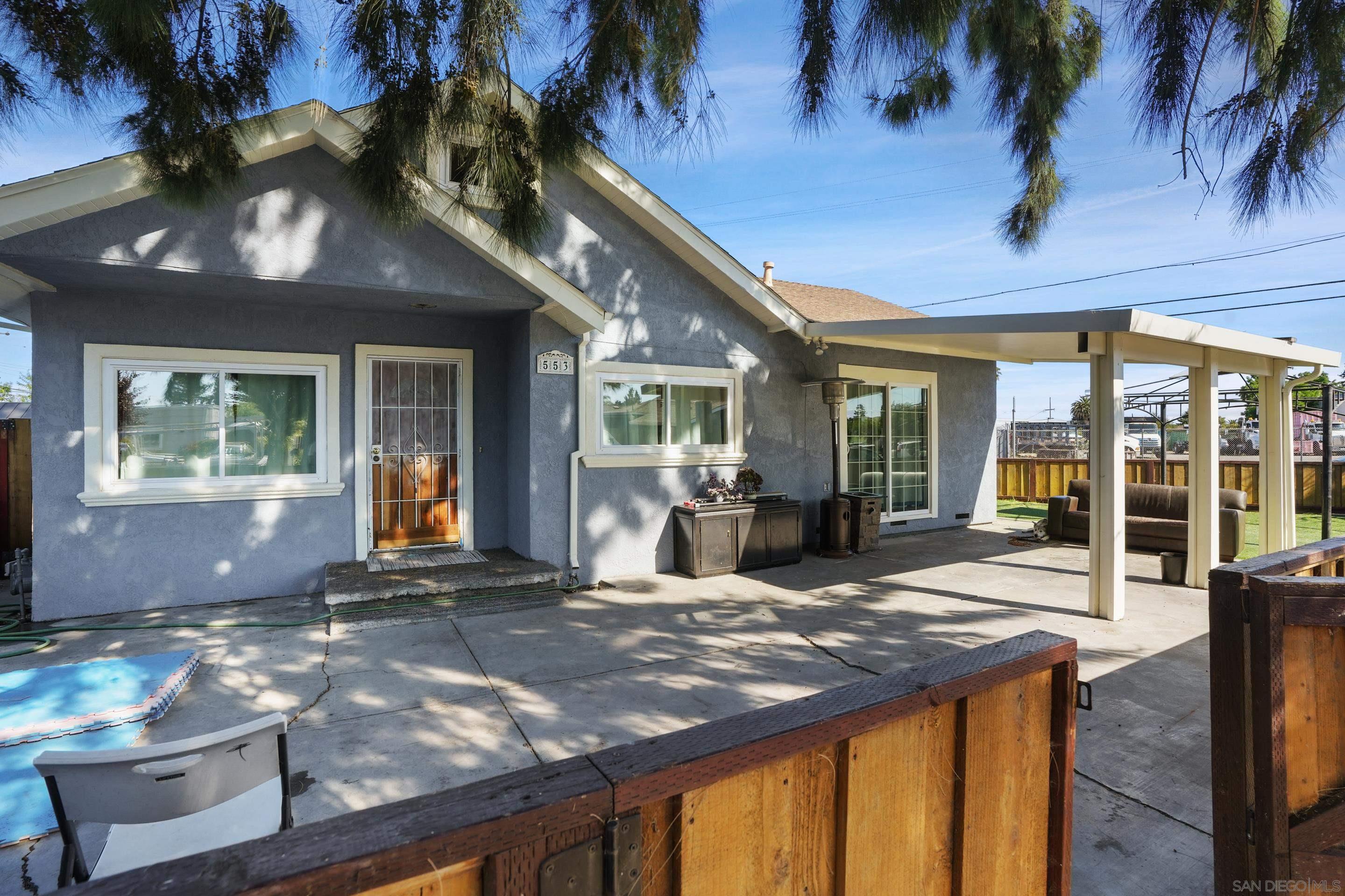 Front Image Thumbnail for SD250045222