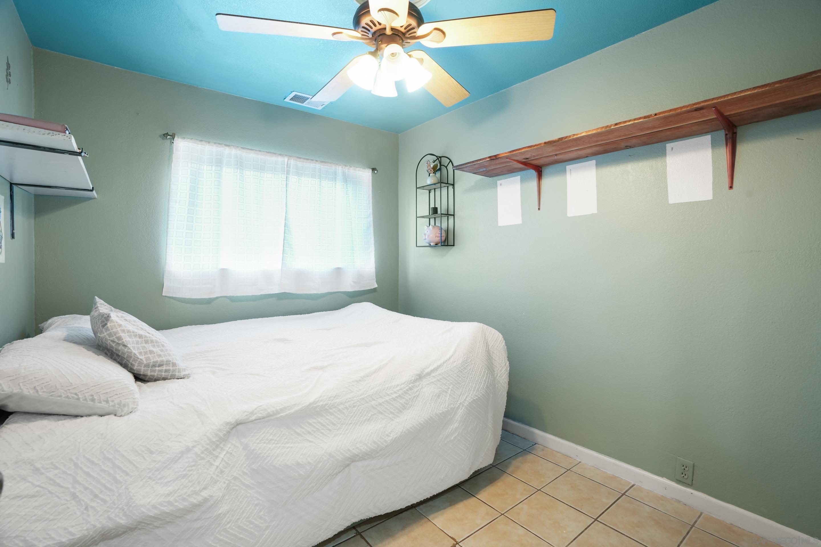 Detail Gallery Image 7 of 14 For 553   3rd Ave, Redwood City,  CA 94063 - 3 Beds | 2 Baths