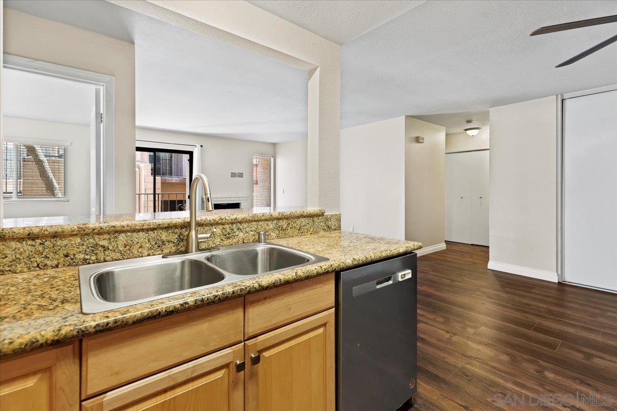 Detail Gallery Image 24 of 33 For 2950  Broadway  #16,  San Diego,  CA 92102 - 2 Beds | 2 Baths