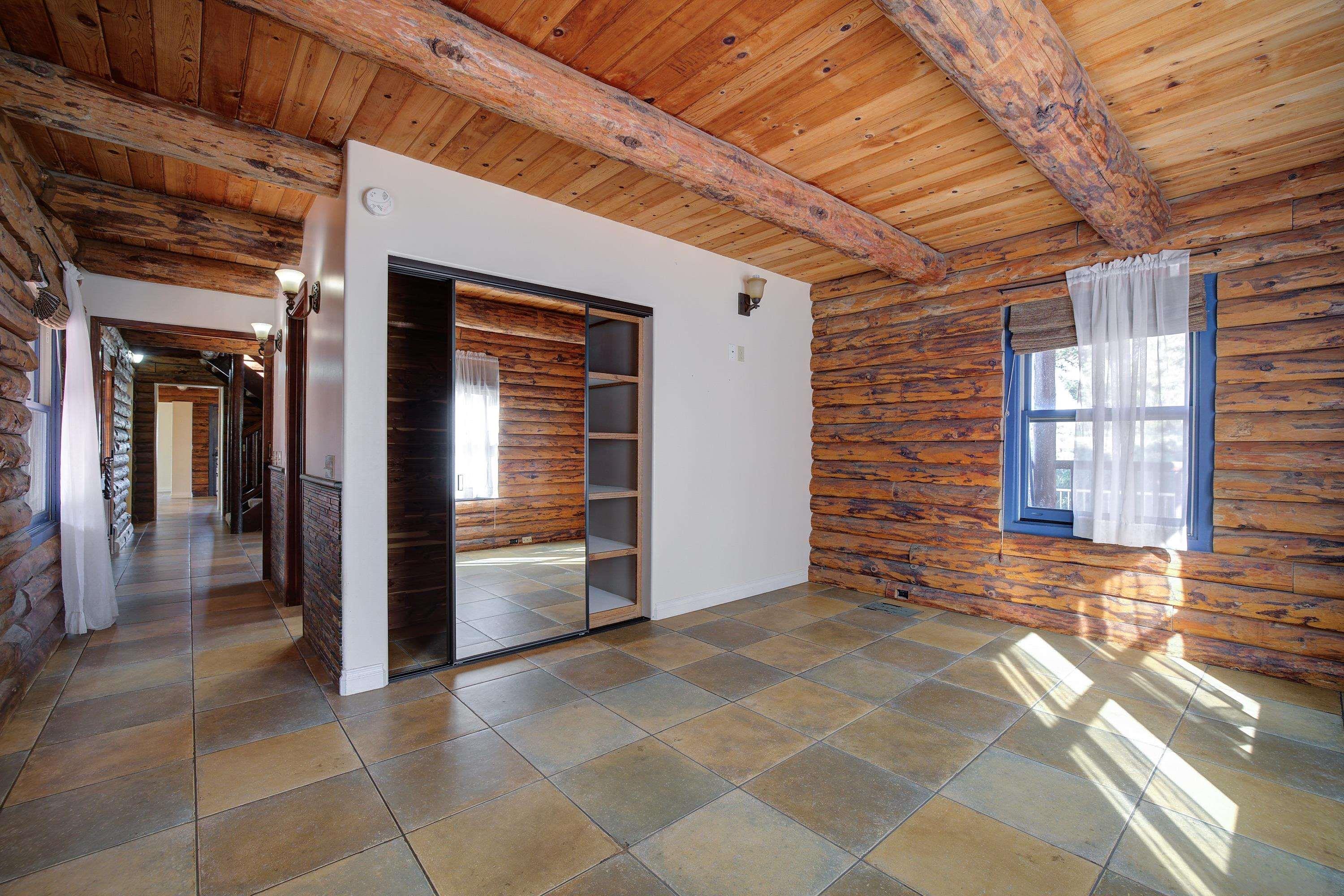 Detail Gallery Image 16 of 39 For 12052  Sky View Dr, Valley Center,  CA 92082 - 5 Beds | 4/1 Baths