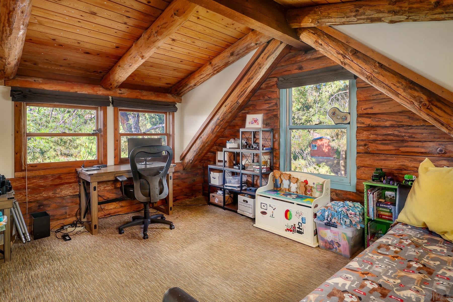 Detail Gallery Image 20 of 39 For 12052  Sky View Dr, Valley Center,  CA 92082 - 5 Beds | 4/1 Baths