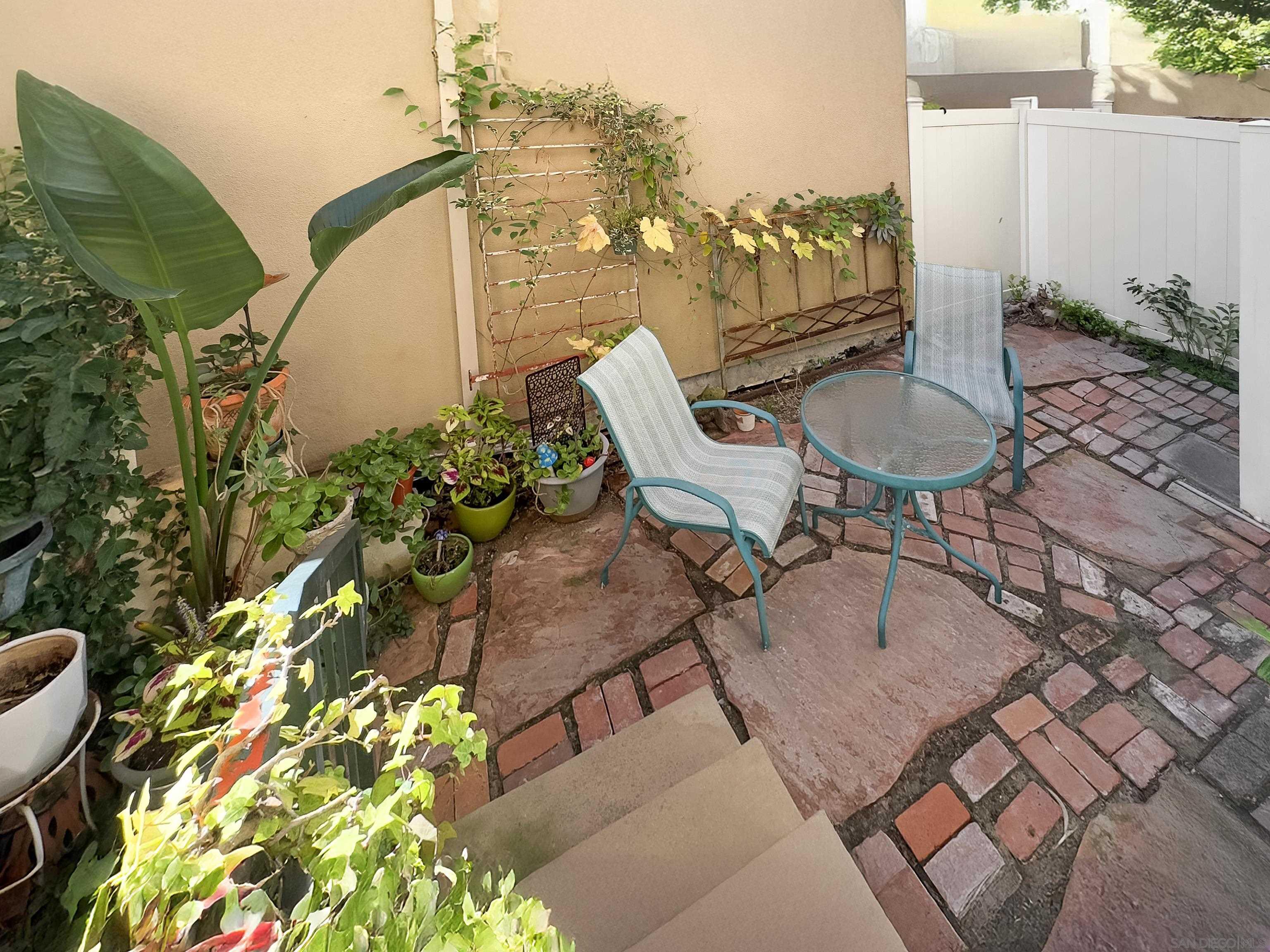 Detail Gallery Image 6 of 16 For 12654  Carmel Country Rd  #91,  San Diego,  CA 92130 - 3 Beds | 2/1 Baths