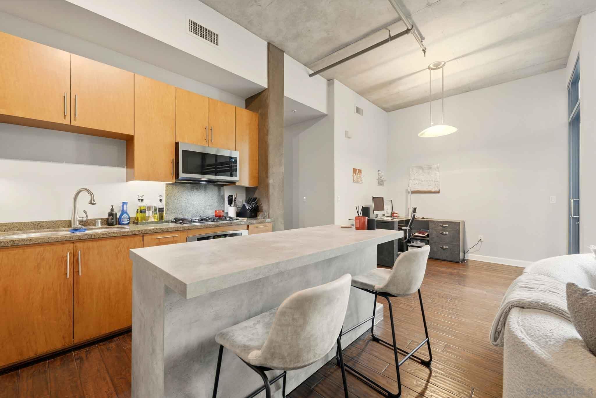 Detail Gallery Image 5 of 31 For 1050  Island Ave   #422,  San Diego,  CA 92101 - 1 Beds | 1 Baths