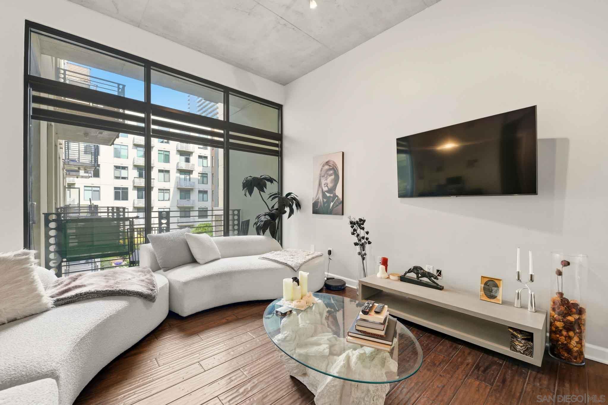 Detail Gallery Image 7 of 31 For 1050  Island Ave   #422,  San Diego,  CA 92101 - 1 Beds | 1 Baths