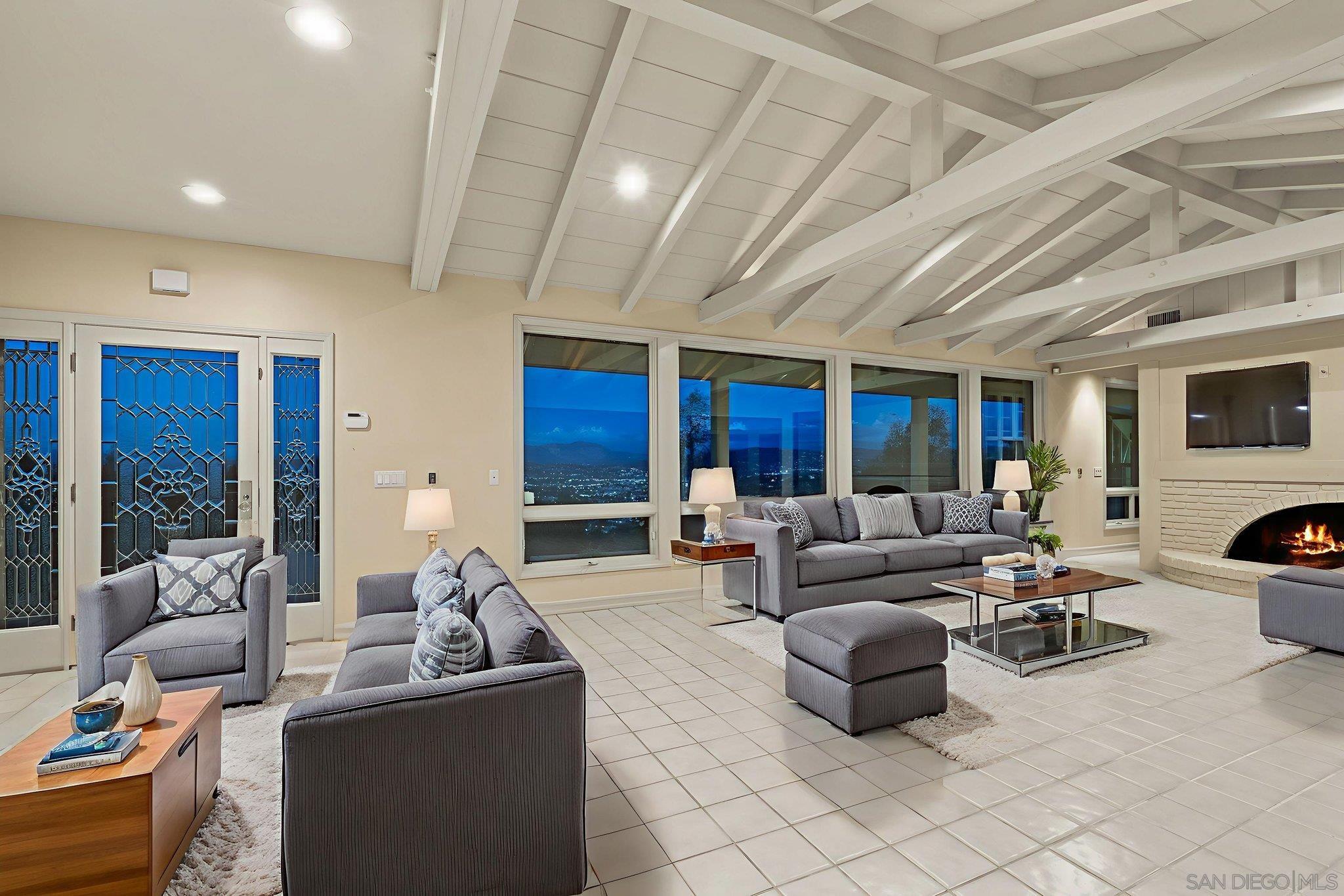 Detail Gallery Image 19 of 47 For 10595  Russell Road, La Mesa,  CA 91941 - 5 Beds | 4/1 Baths