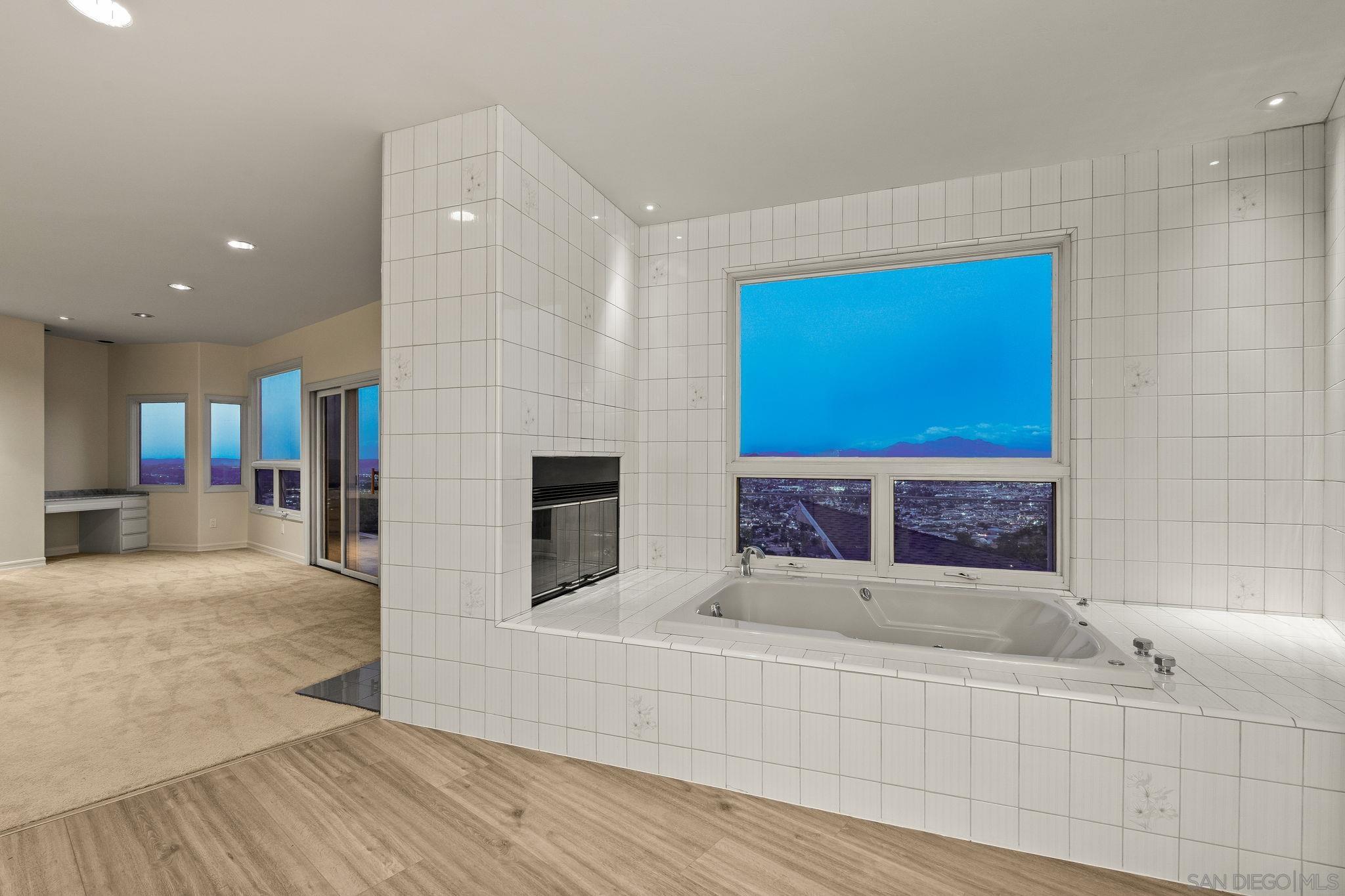 Detail Gallery Image 33 of 47 For 10595  Russell Road, La Mesa,  CA 91941 - 5 Beds | 4/1 Baths