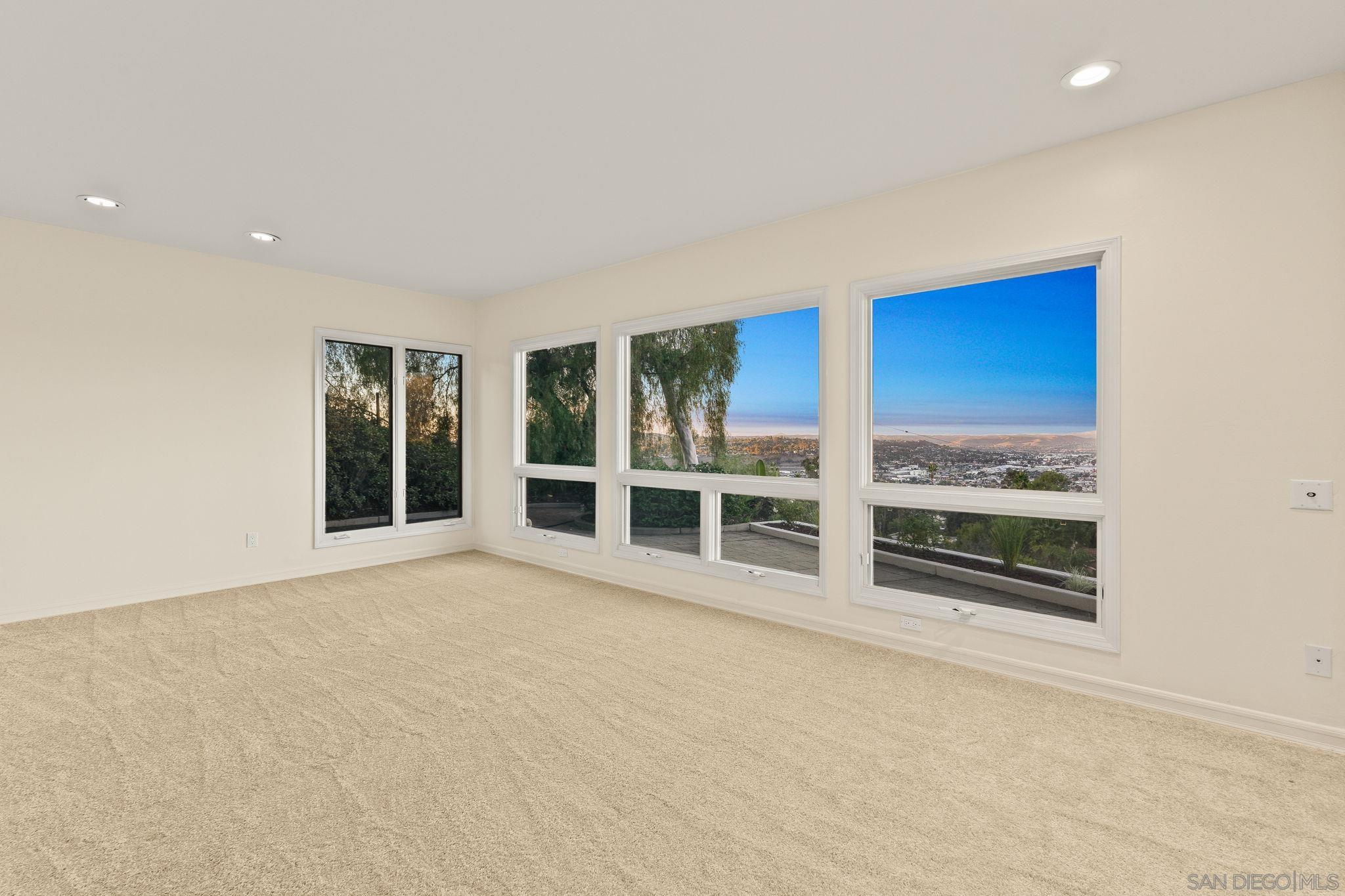 Detail Gallery Image 36 of 40 For 10595  Russell Road, La Mesa,  CA 91941 - 5 Beds | 4/1 Baths