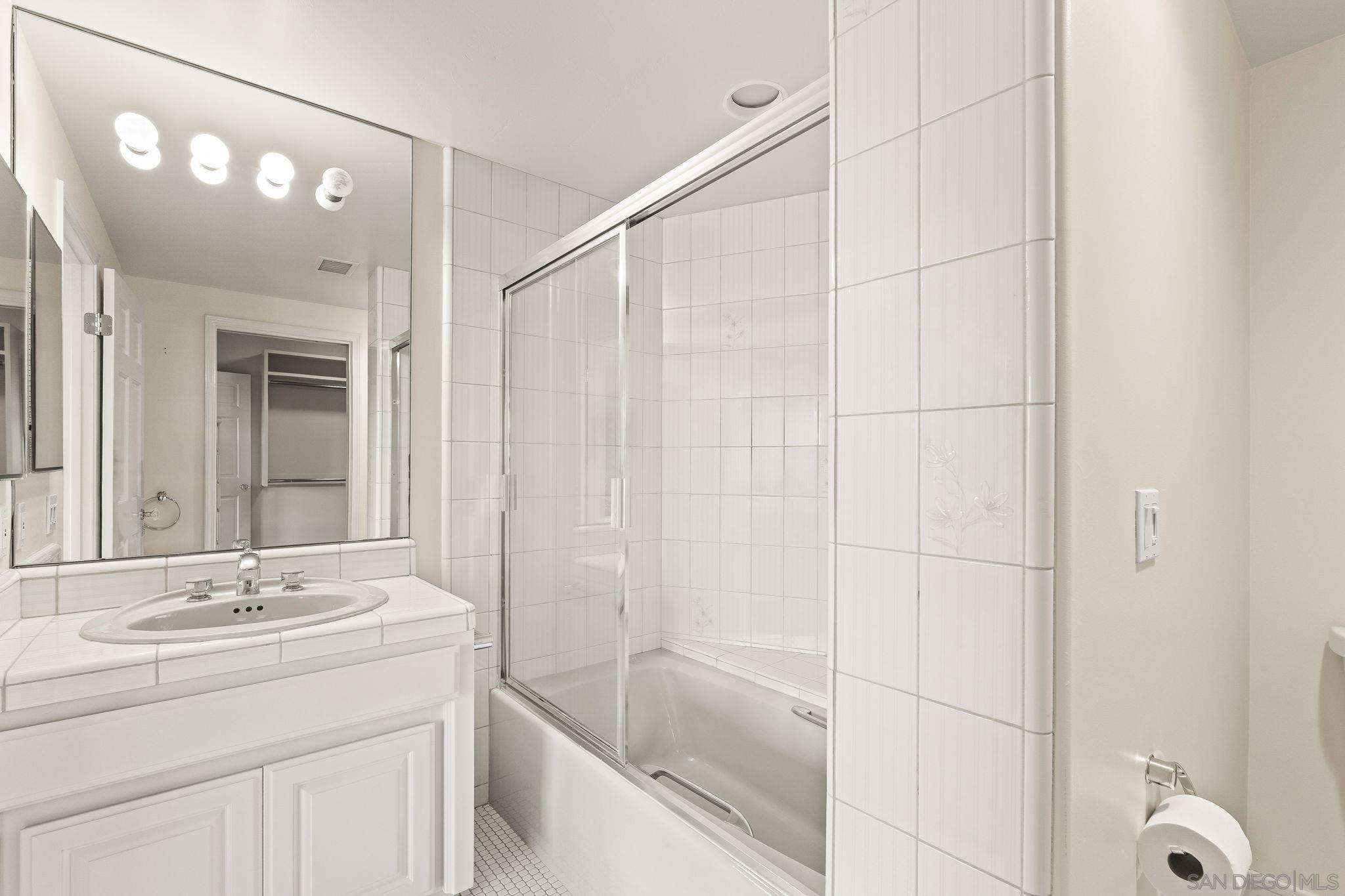 Detail Gallery Image 37 of 40 For 10595  Russell Road, La Mesa,  CA 91941 - 5 Beds | 4/1 Baths