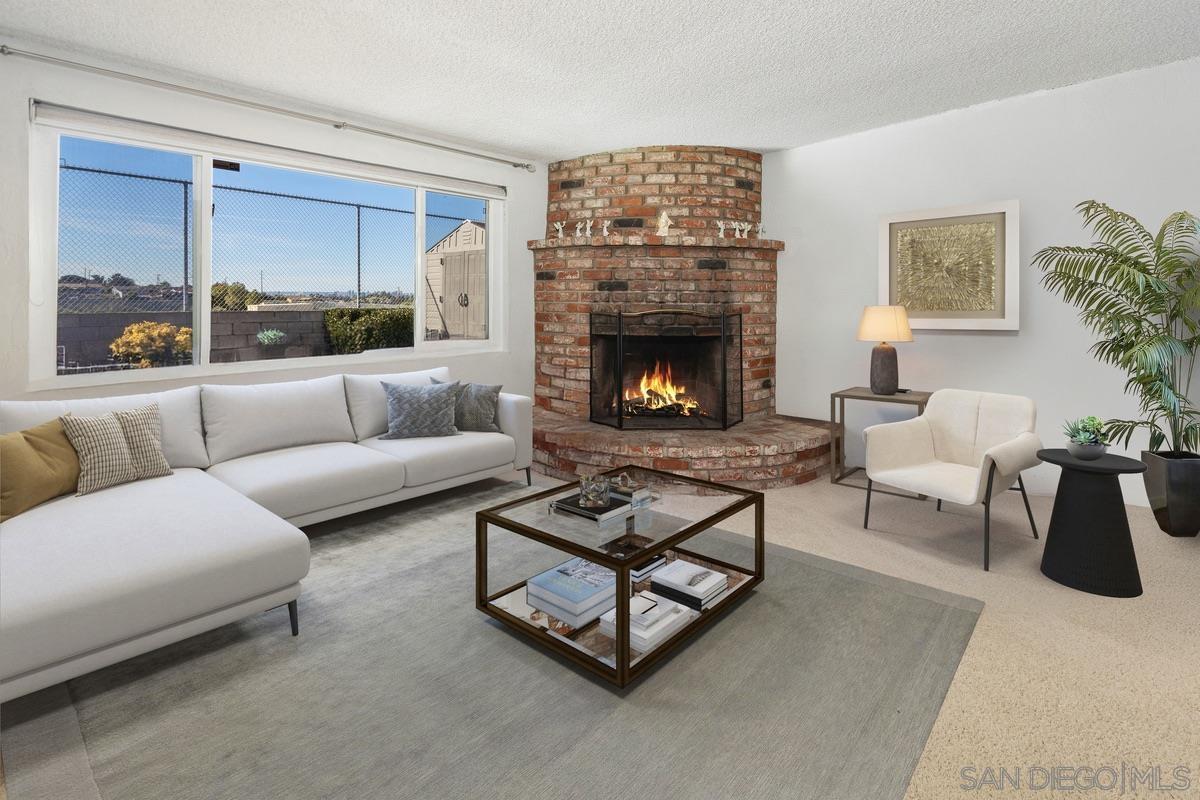 Detail Gallery Image 4 of 15 For 286  Ridgecrest Dr., San Diego,  CA 92114 - 3 Beds | 1/1 Baths