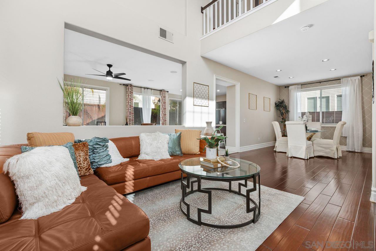 Detail Gallery Image 4 of 48 For 29610  Gracilior Dr, Escondido,  CA 92026 - 4 Beds | 2/1 Baths