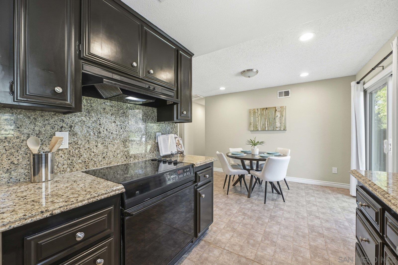 Detail Gallery Image 18 of 38 For 16120  Poderio Ct., Ramona,  CA 92065 - 3 Beds | 2 Baths