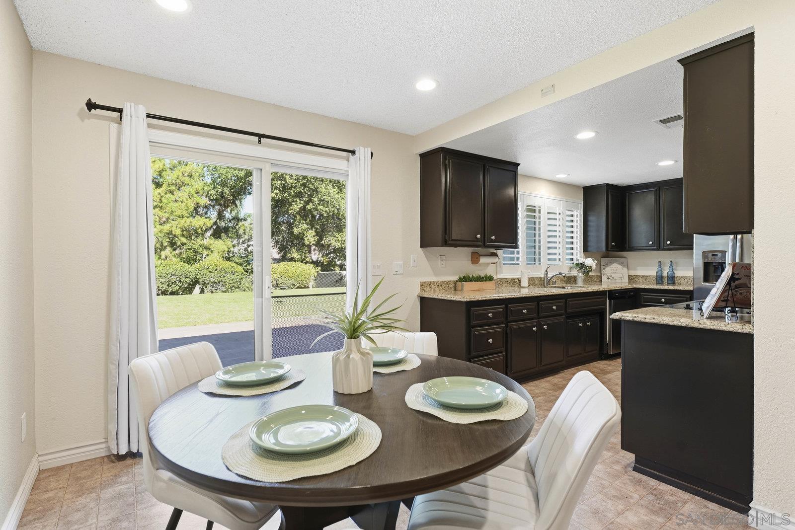 Detail Gallery Image 19 of 38 For 16120  Poderio Ct., Ramona,  CA 92065 - 3 Beds | 2 Baths