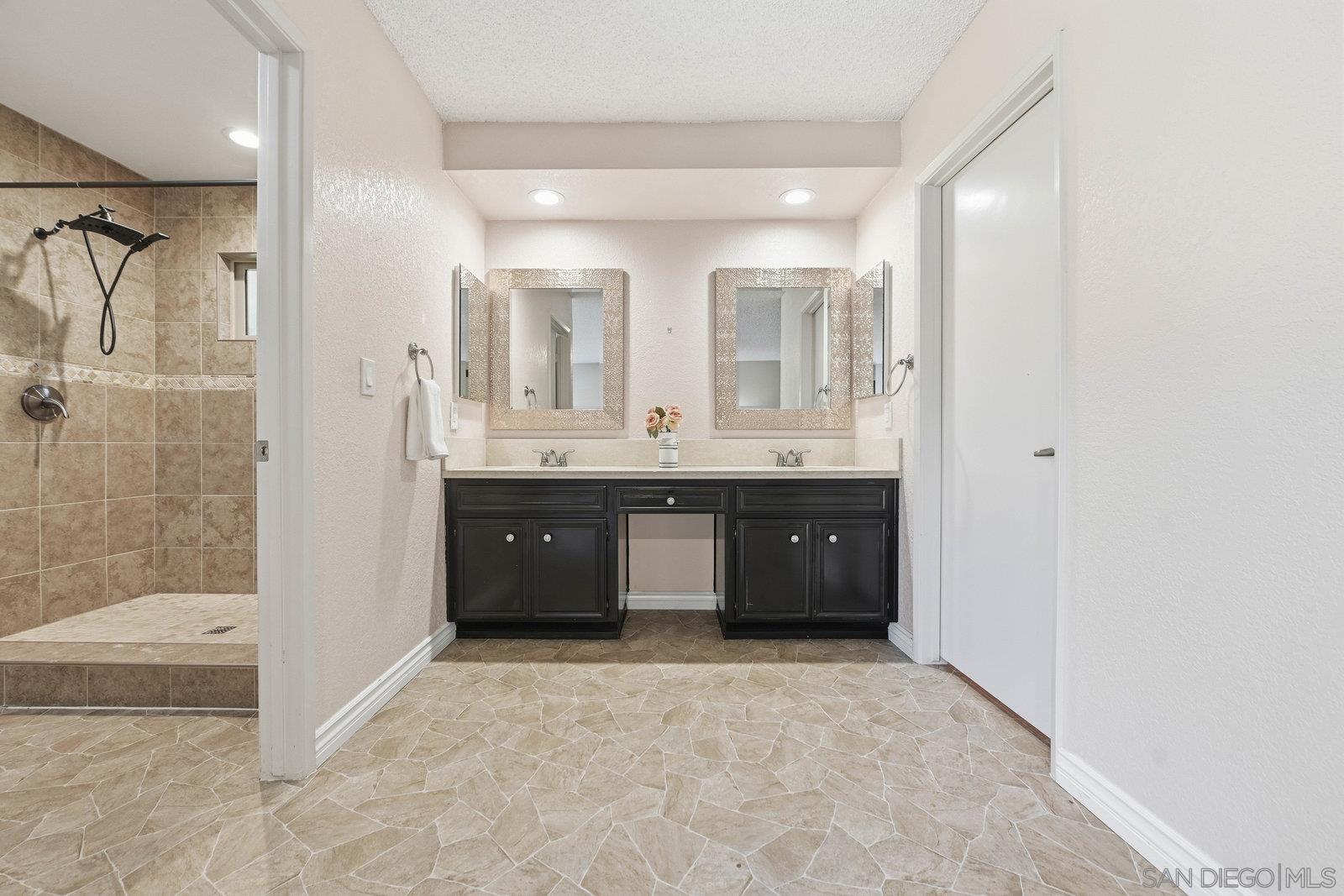 Detail Gallery Image 25 of 38 For 16120  Poderio Ct., Ramona,  CA 92065 - 3 Beds | 2 Baths