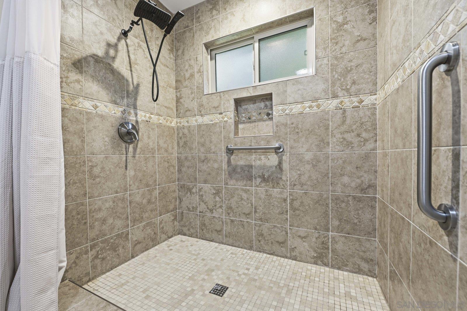 Detail Gallery Image 27 of 38 For 16120  Poderio Ct., Ramona,  CA 92065 - 3 Beds | 2 Baths