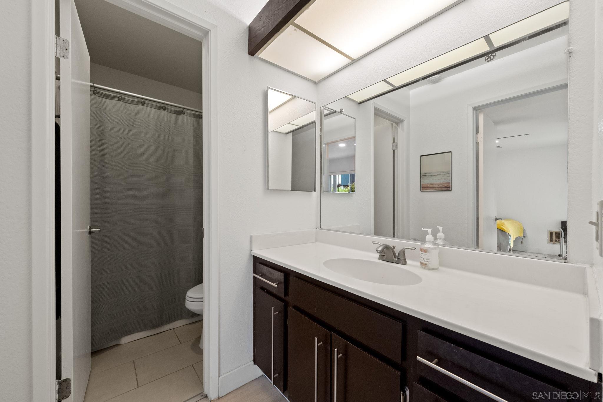 Detail Gallery Image 13 of 30 For 8023  Caminito De Pizza  #E,  San Diego,  CA 92108 - 1 Beds | 1 Baths