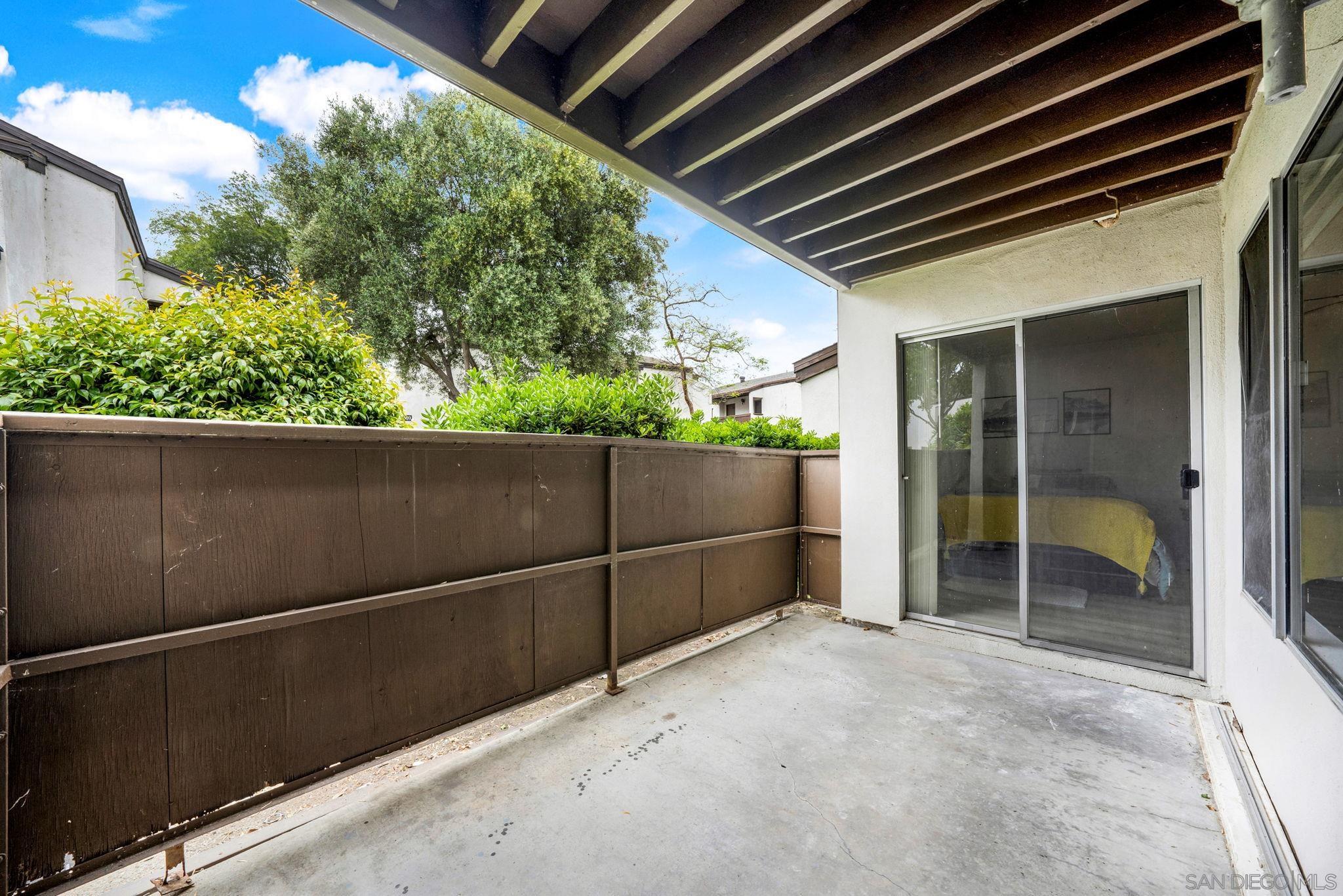 Detail Gallery Image 18 of 30 For 8023  Caminito De Pizza  #E,  San Diego,  CA 92108 - 1 Beds | 1 Baths