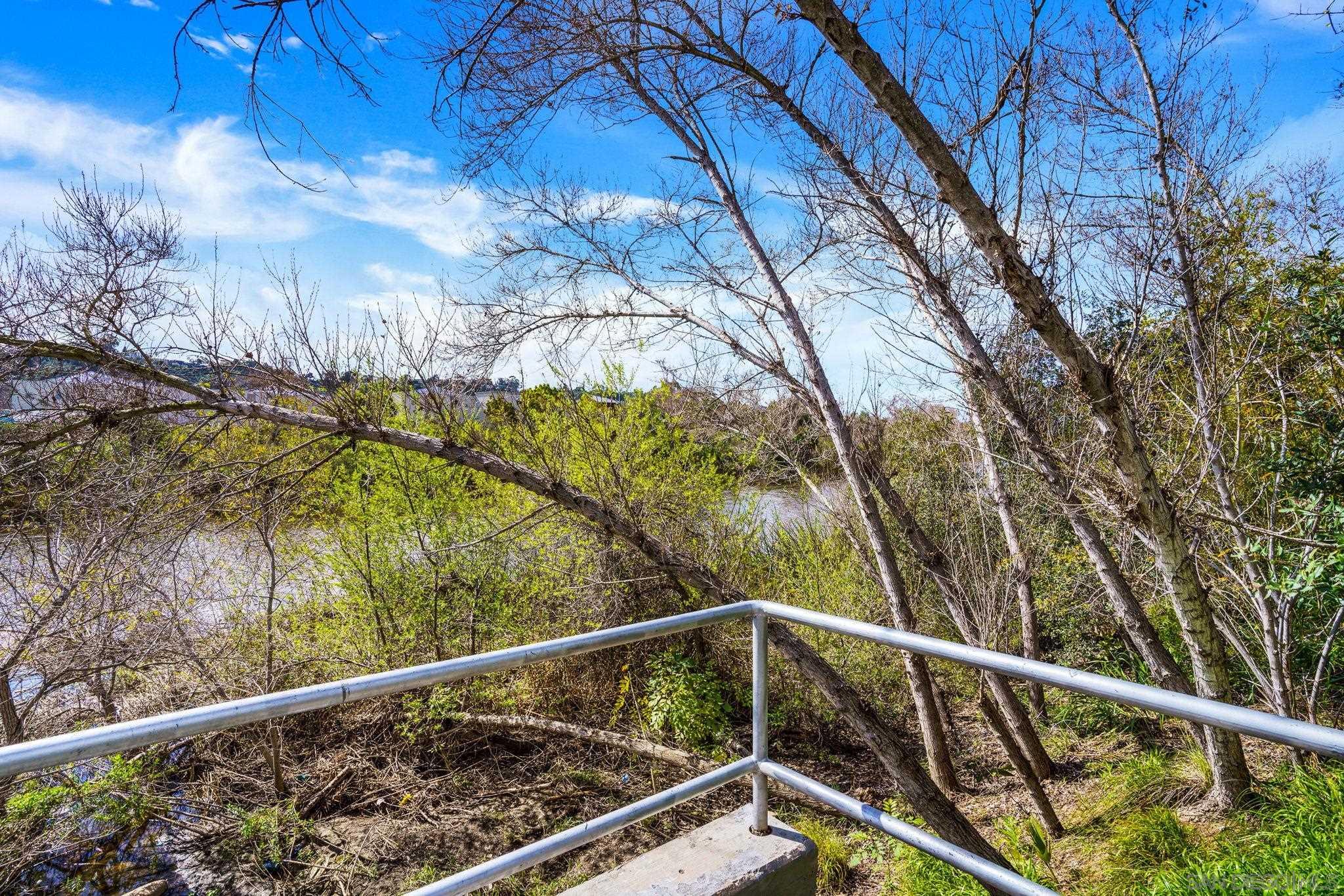 Detail Gallery Image 24 of 30 For 8023  Caminito De Pizza  #E,  San Diego,  CA 92108 - 1 Beds | 1 Baths