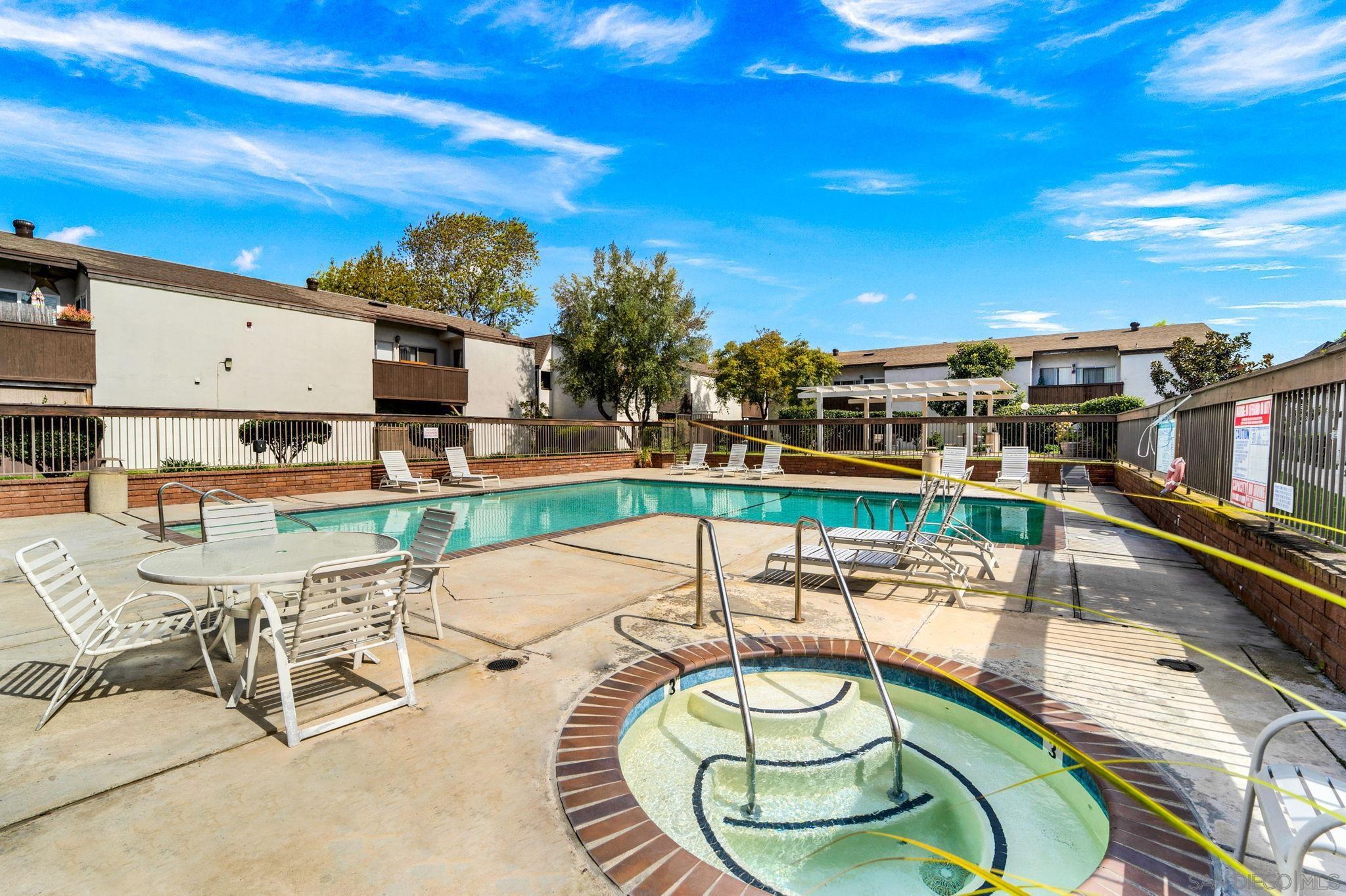 Detail Gallery Image 27 of 30 For 8023  Caminito De Pizza  #E,  San Diego,  CA 92108 - 1 Beds | 1 Baths