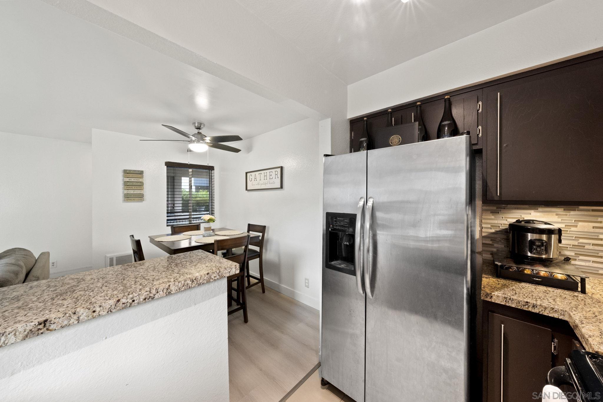 Detail Gallery Image 6 of 30 For 8023  Caminito De Pizza  #E,  San Diego,  CA 92108 - 1 Beds | 1 Baths