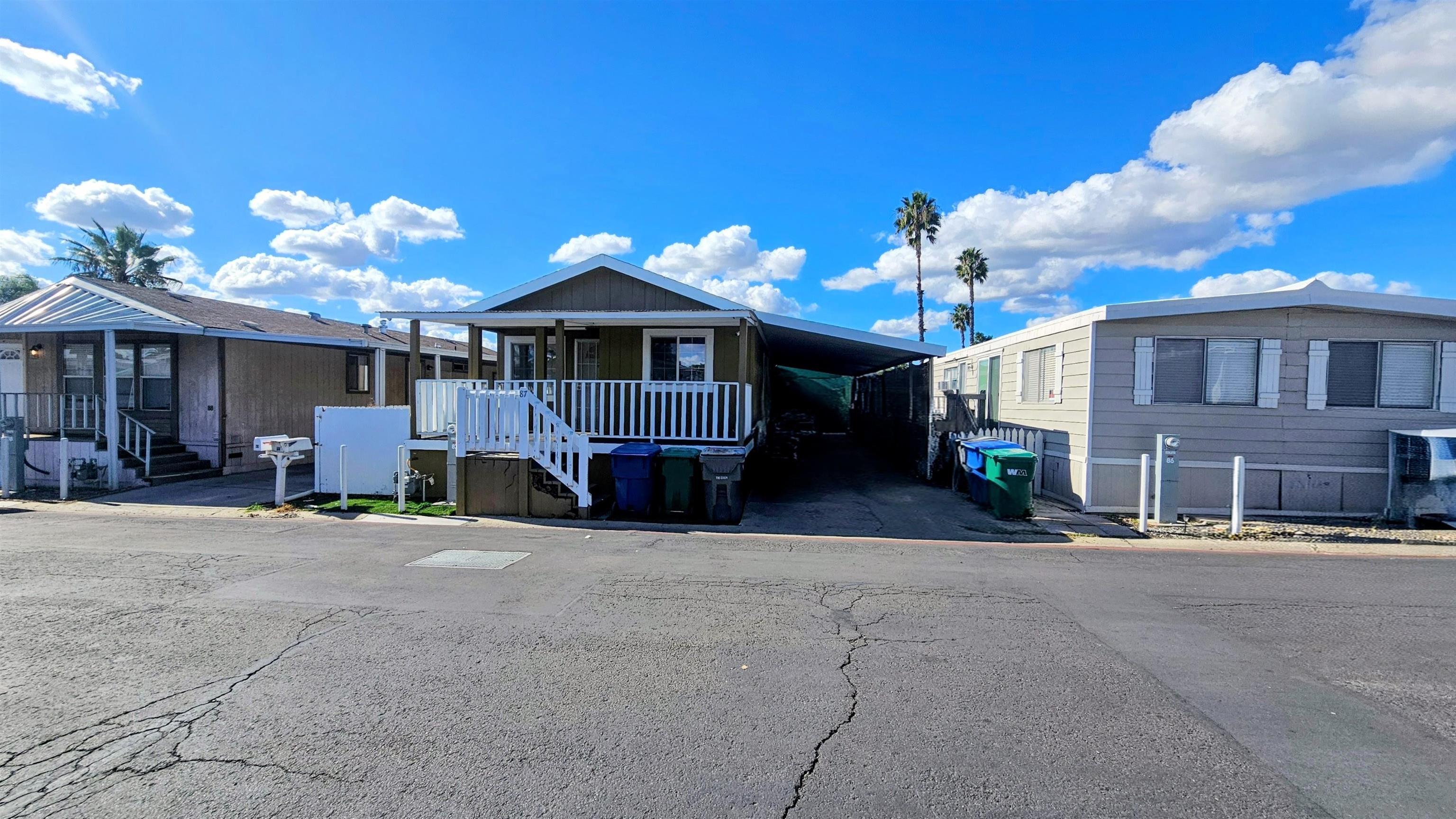 Front Image Thumbnail for SD250045242