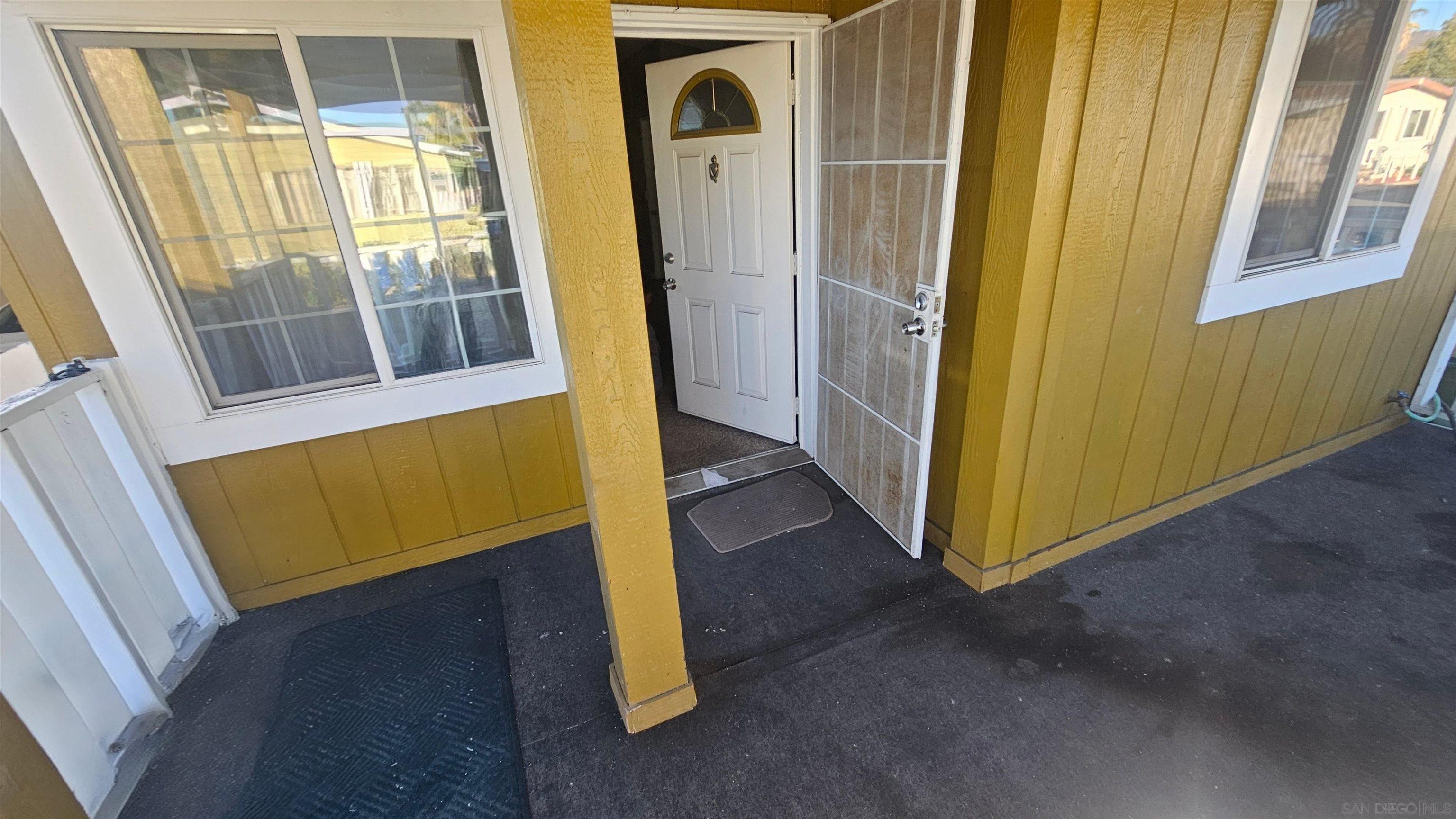 Detail Gallery Image 12 of 22 For 400  Greenfield Dr  Spc 87, El Cajon,  CA 92021 - 3 Beds | 2 Baths